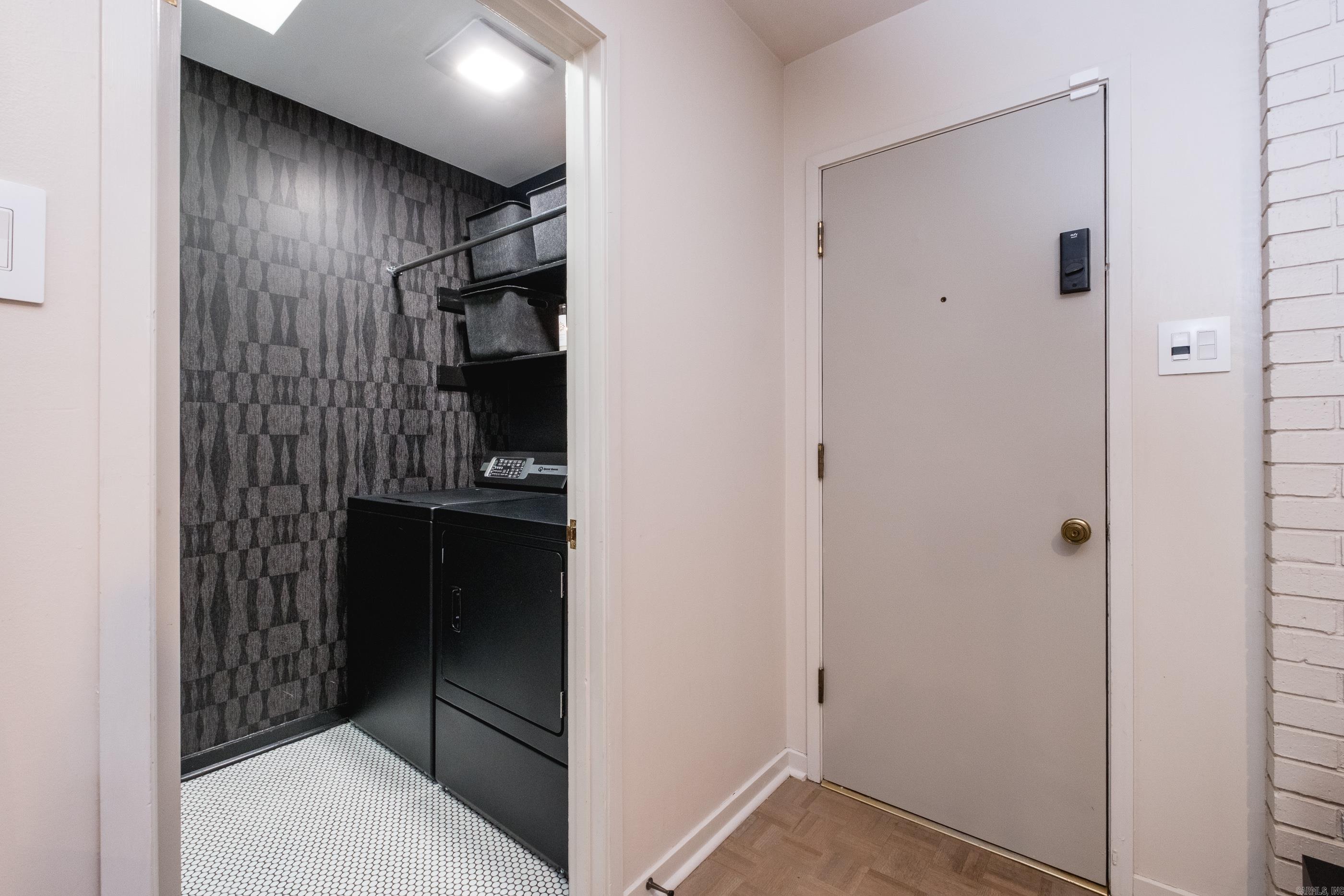 OVERLOOK PARK - Residential