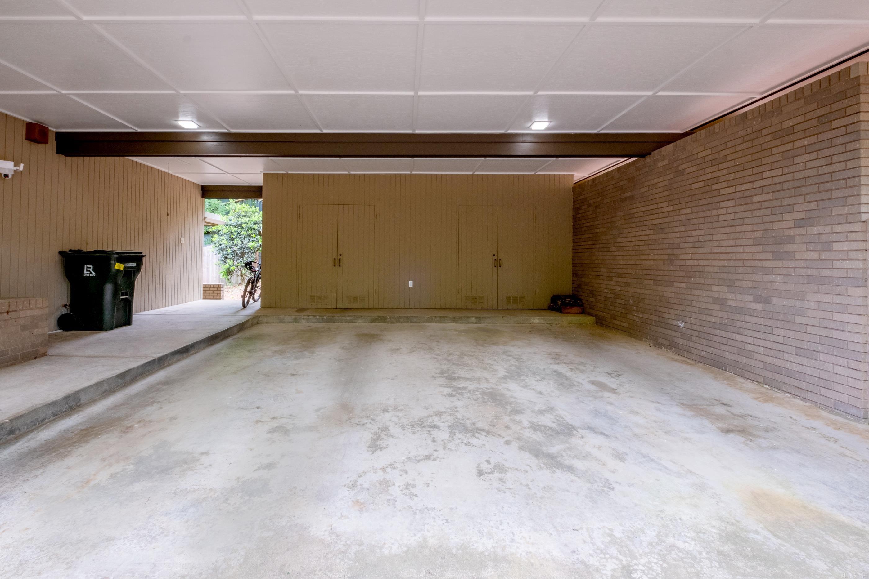 OVERLOOK PARK - Residential