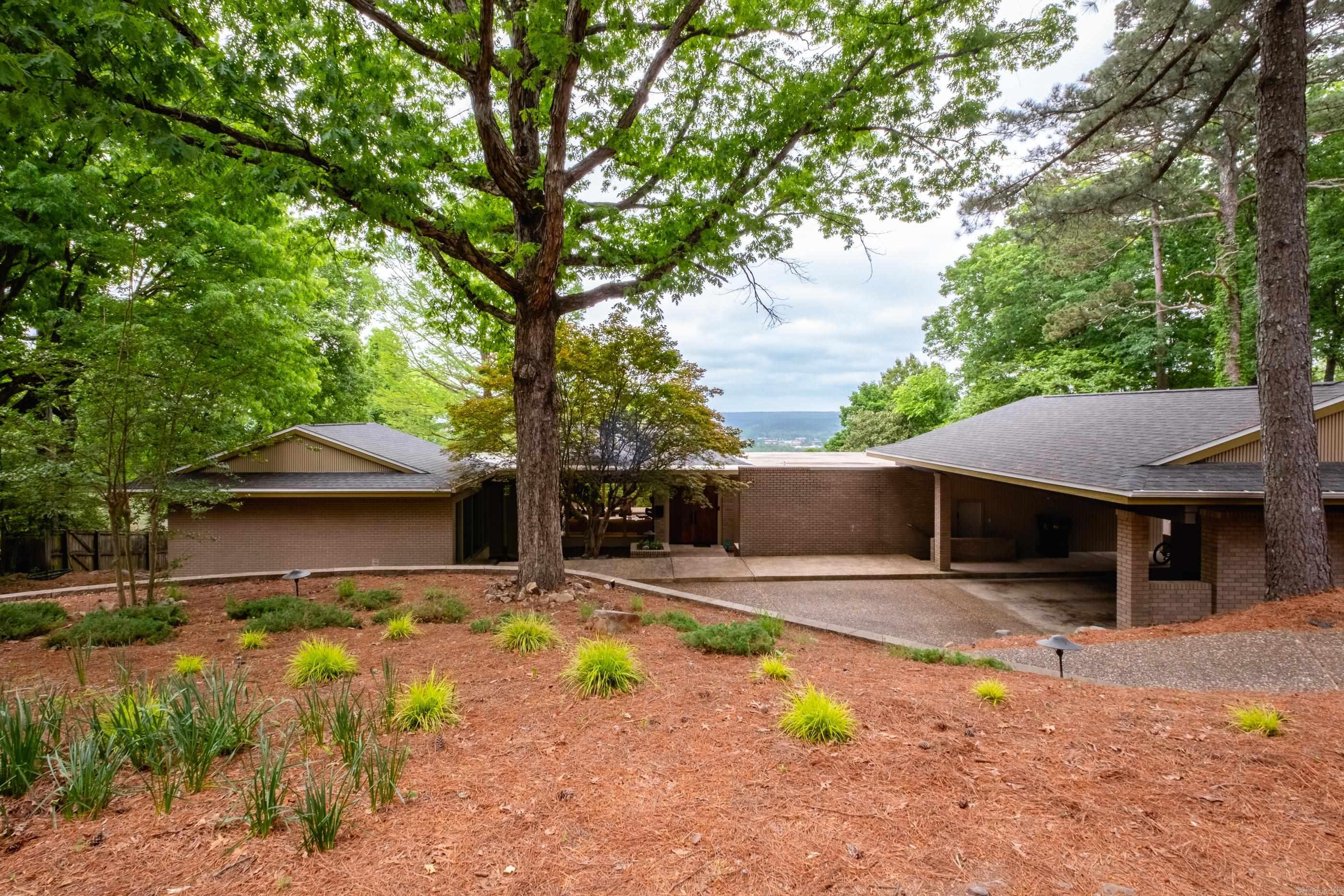 OVERLOOK PARK - Residential