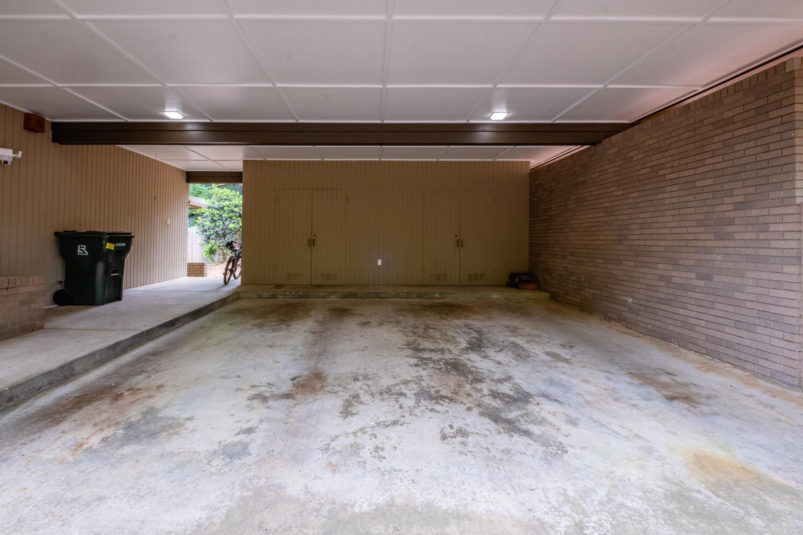 OVERLOOK PARK - Residential