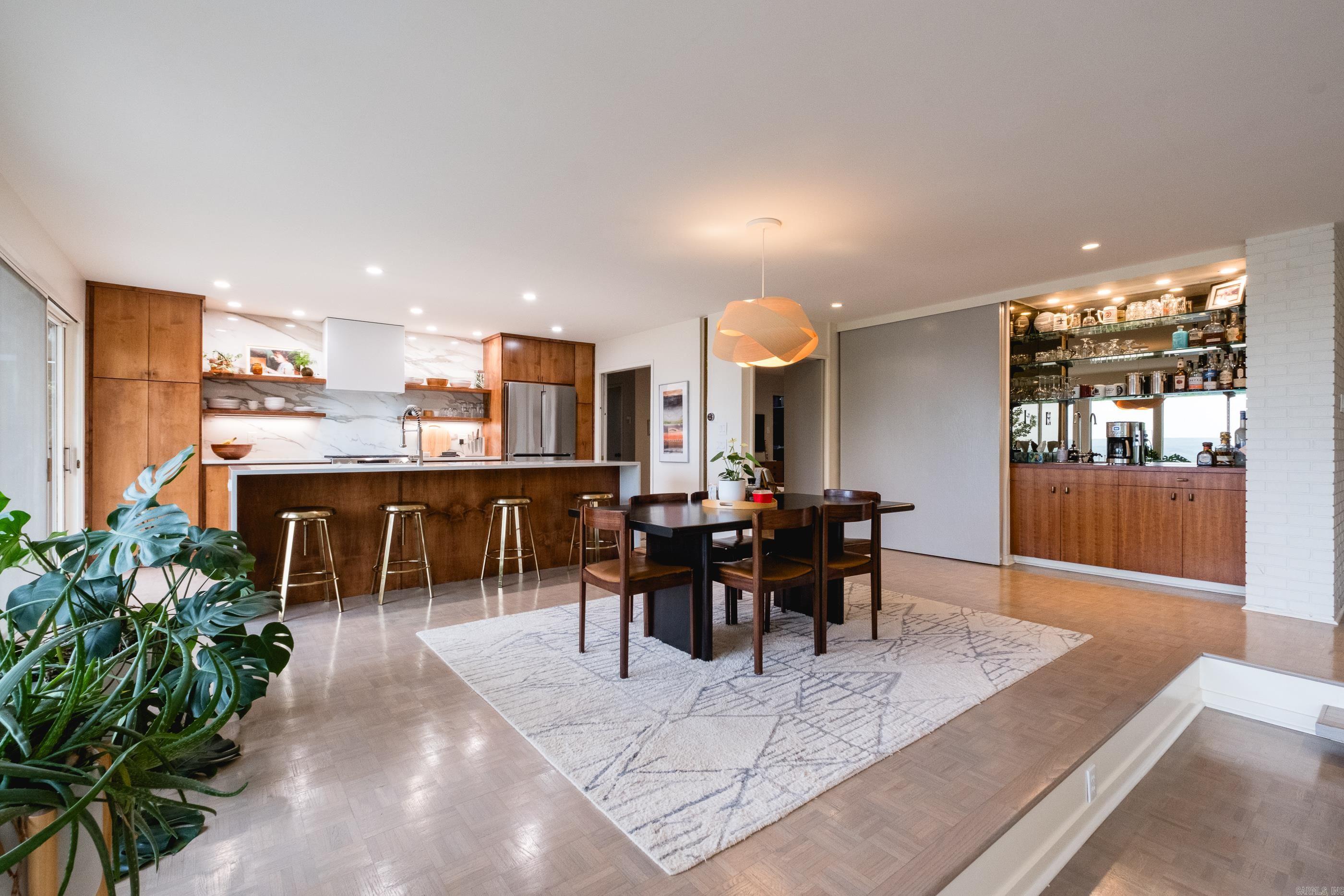 OVERLOOK PARK - Residential