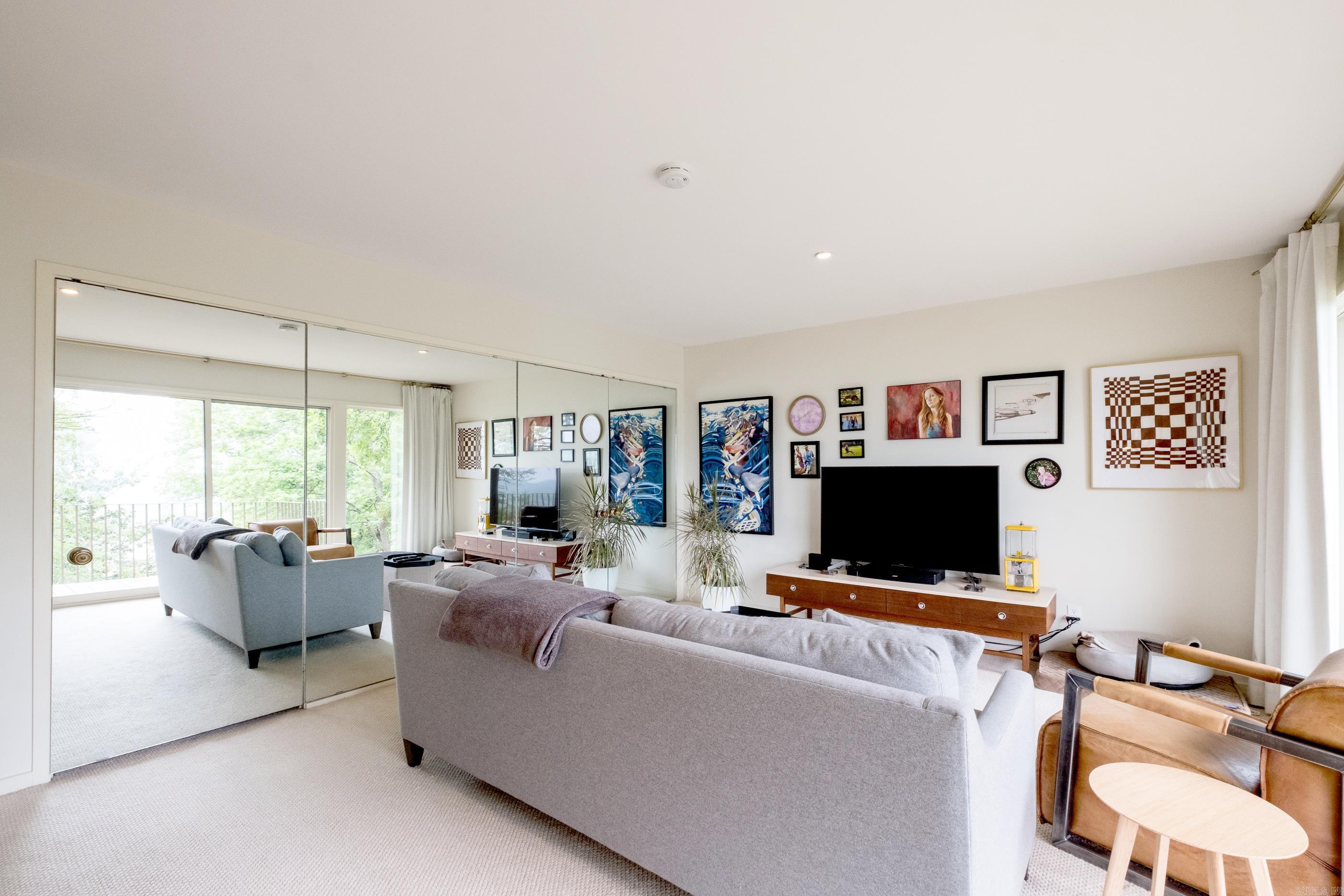 OVERLOOK PARK - Residential