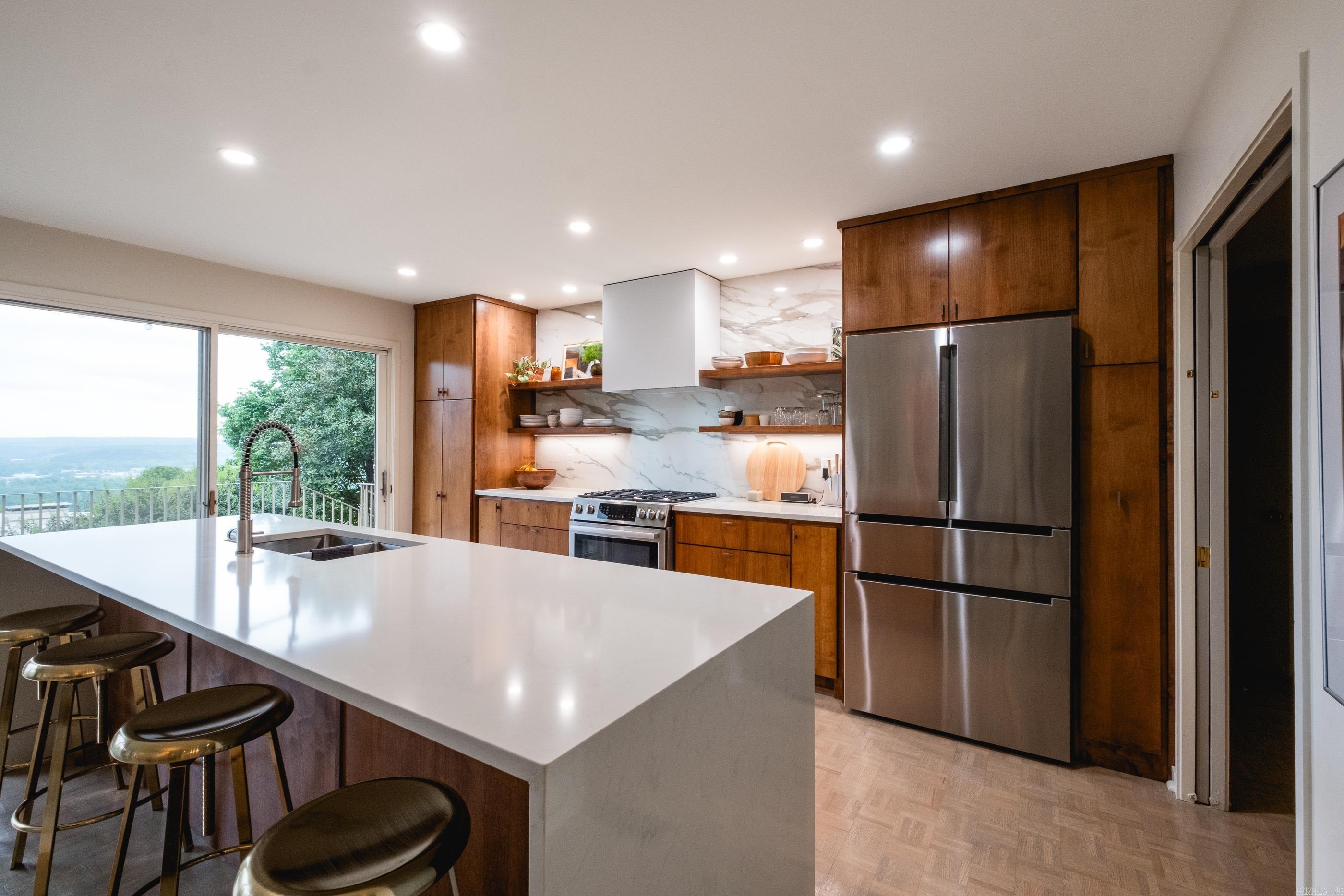 OVERLOOK PARK - Residential