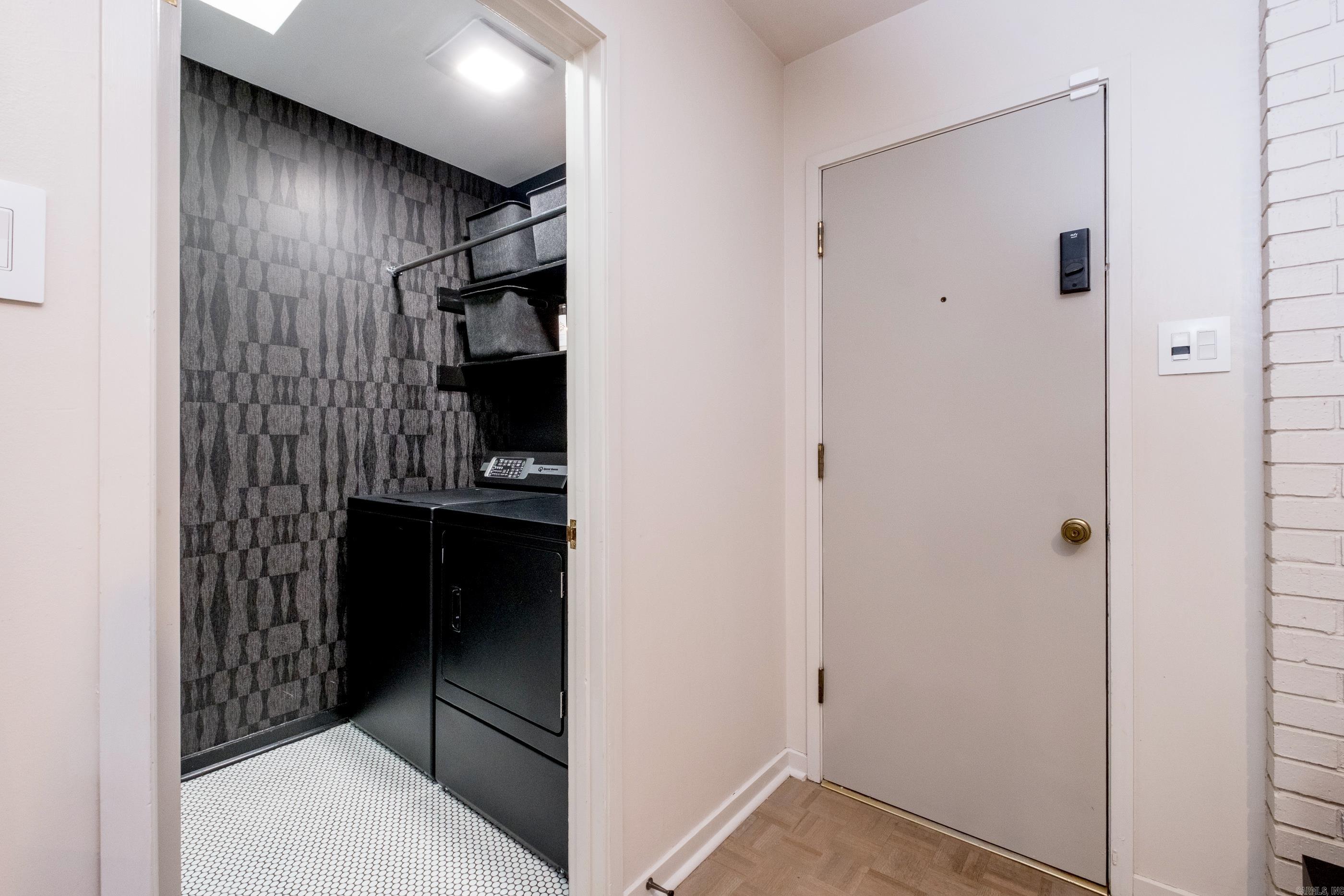 OVERLOOK PARK - Residential