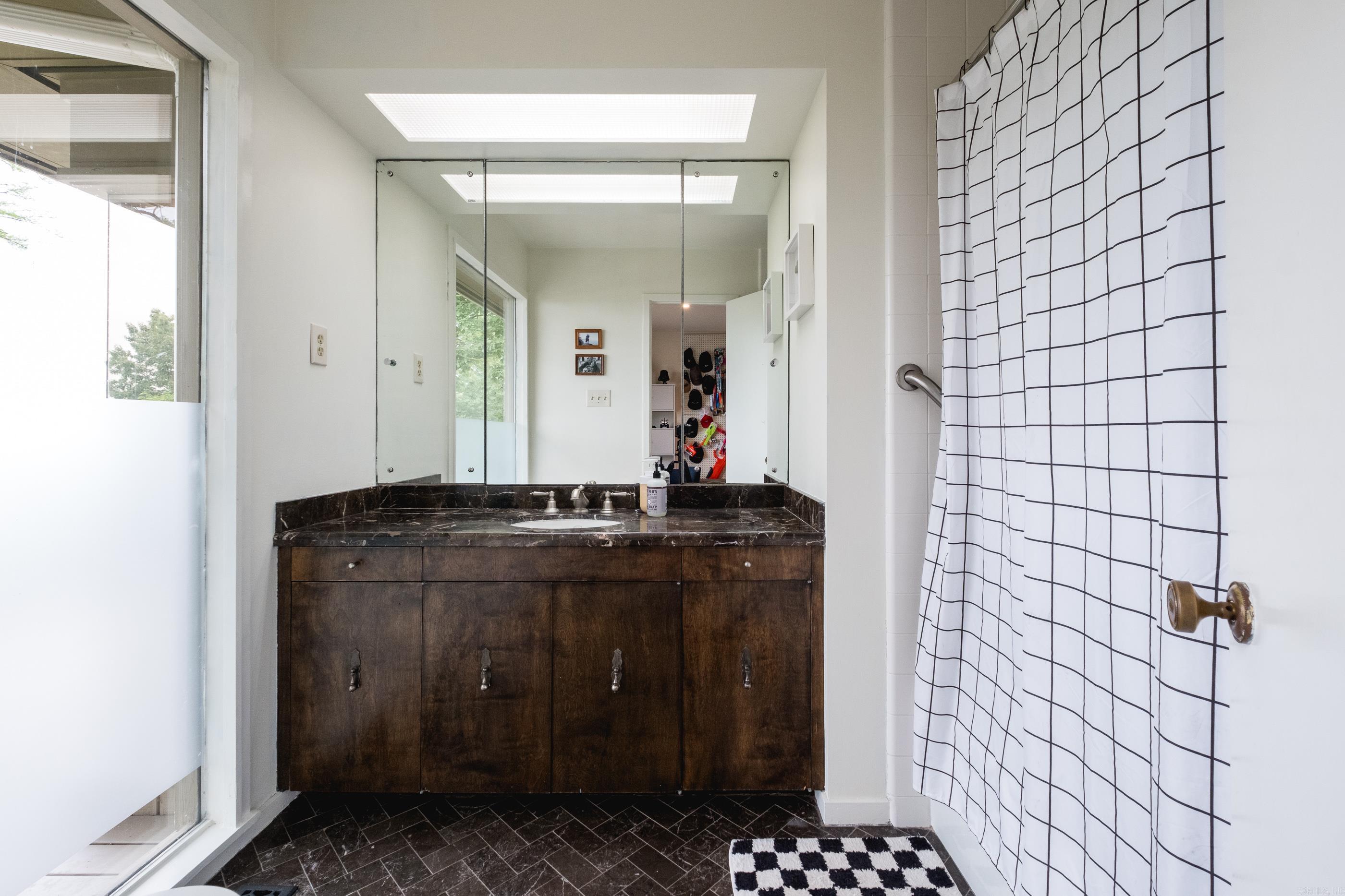 OVERLOOK PARK - Residential