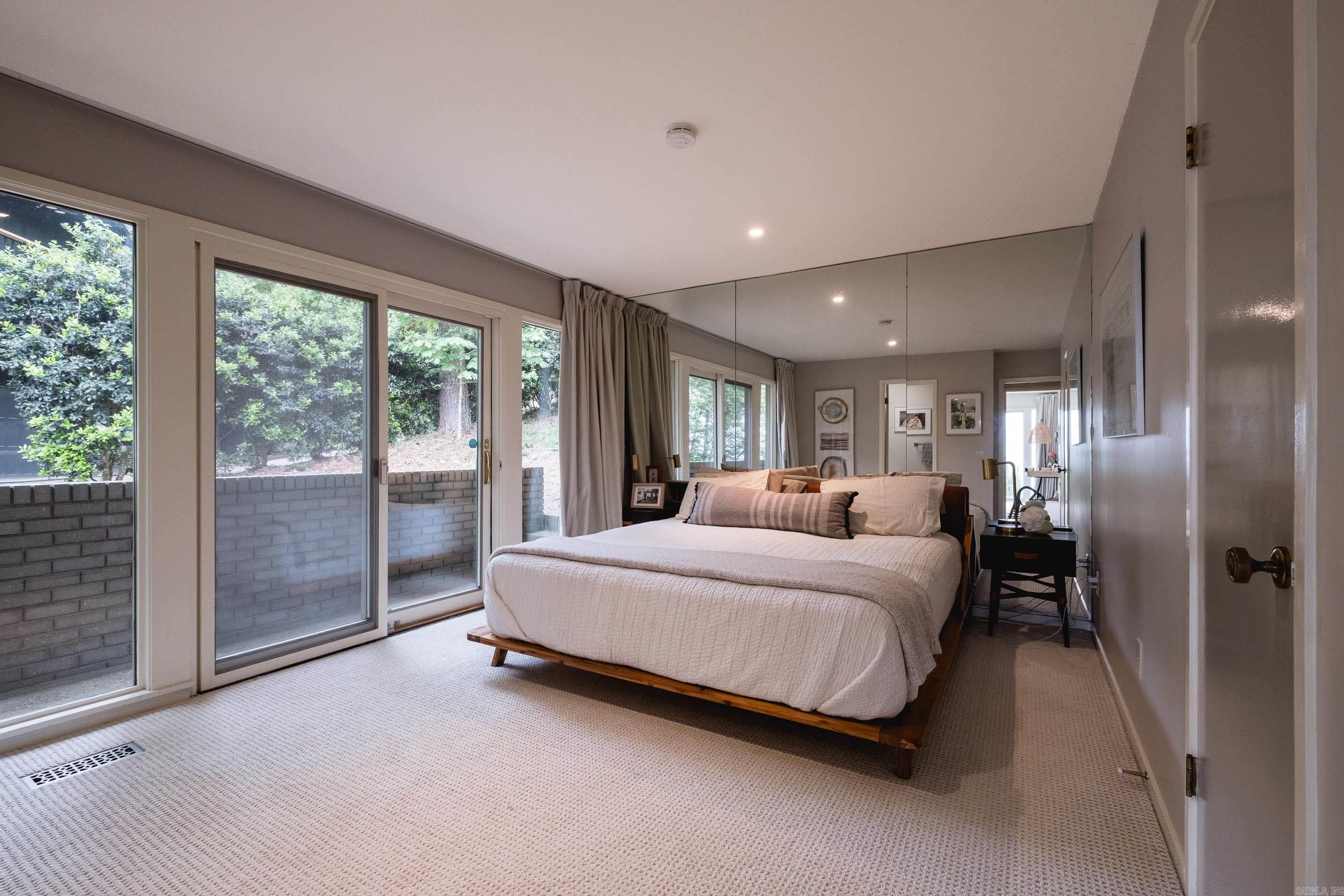 OVERLOOK PARK - Residential