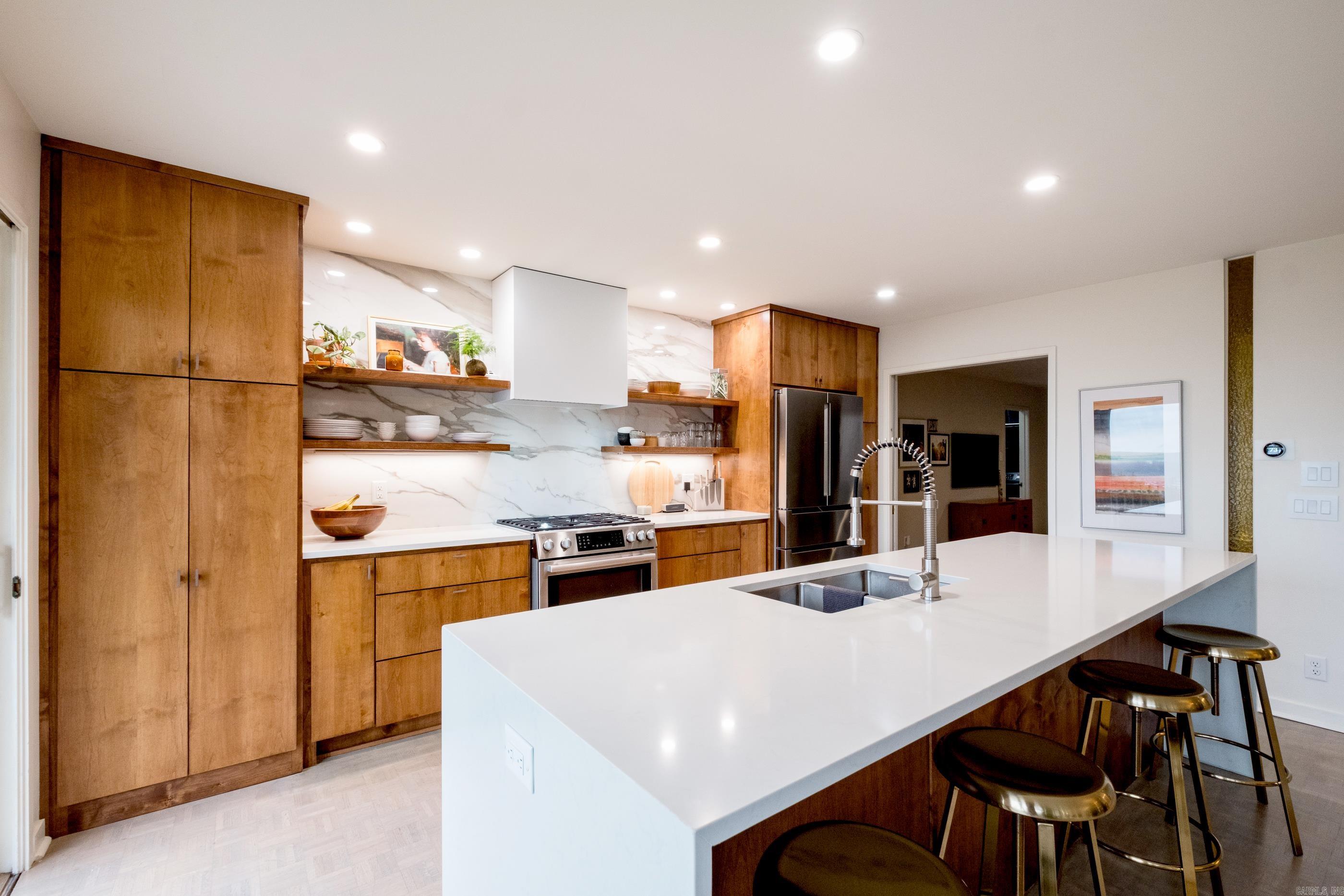 OVERLOOK PARK - Residential