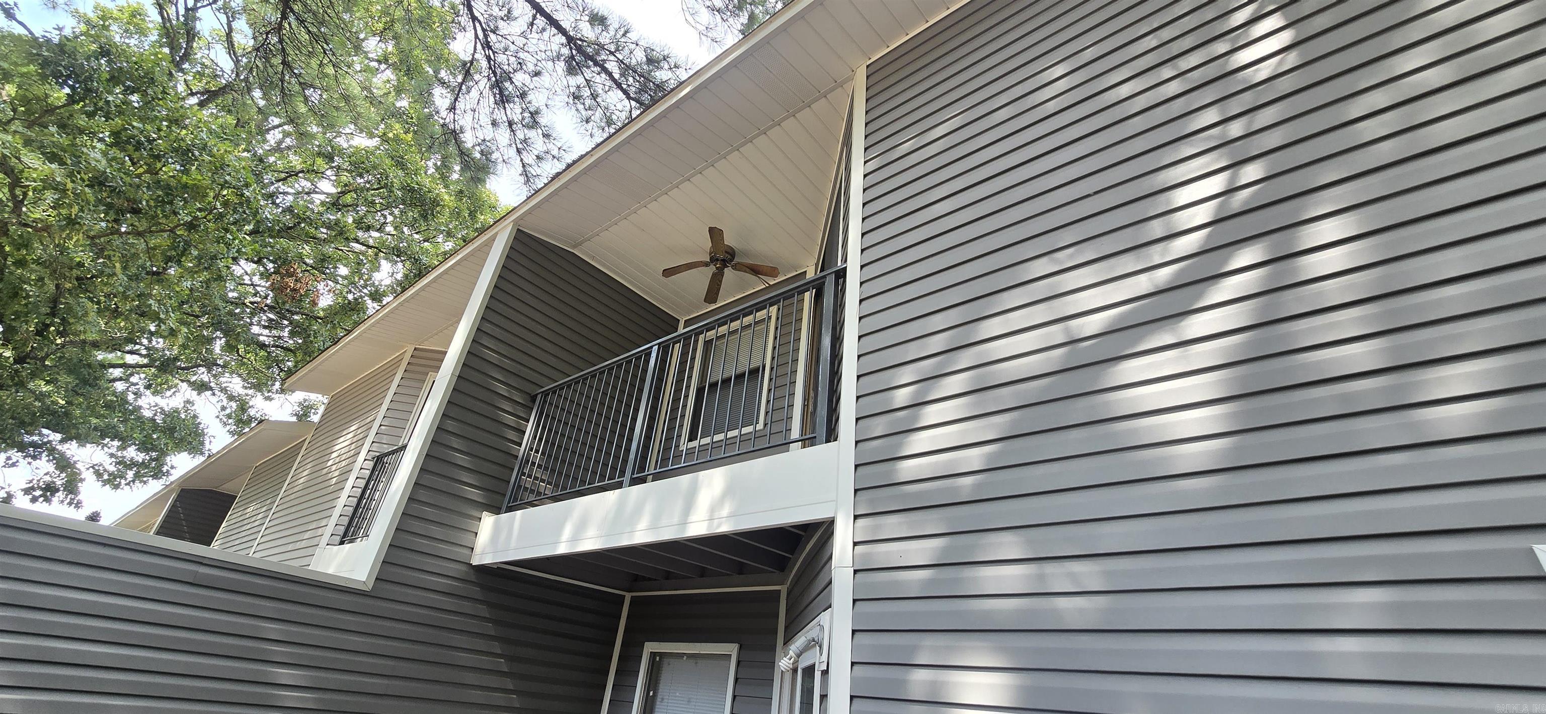 Shadow Oaks - Residential Lease