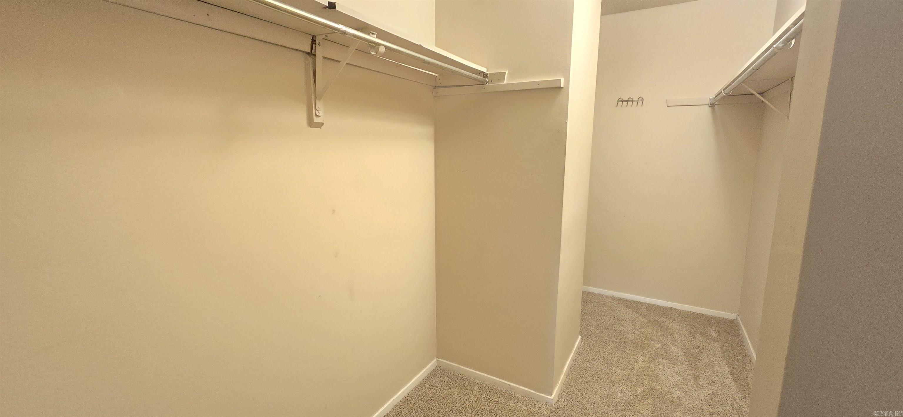 Shadow Oaks - Residential Lease