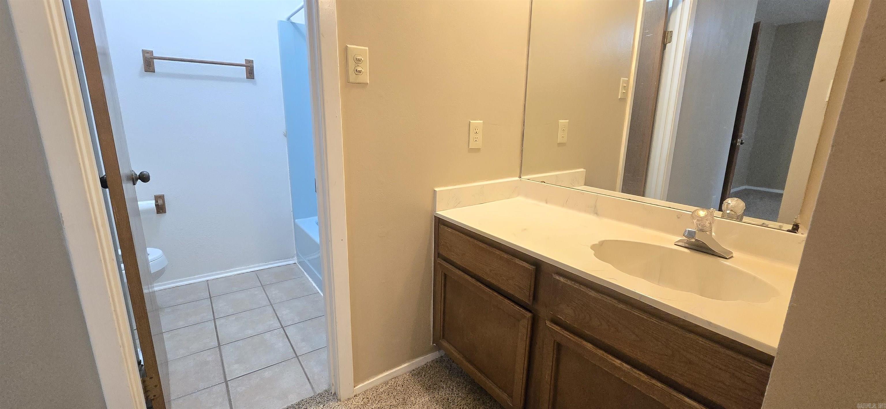 Shadow Oaks - Residential Lease