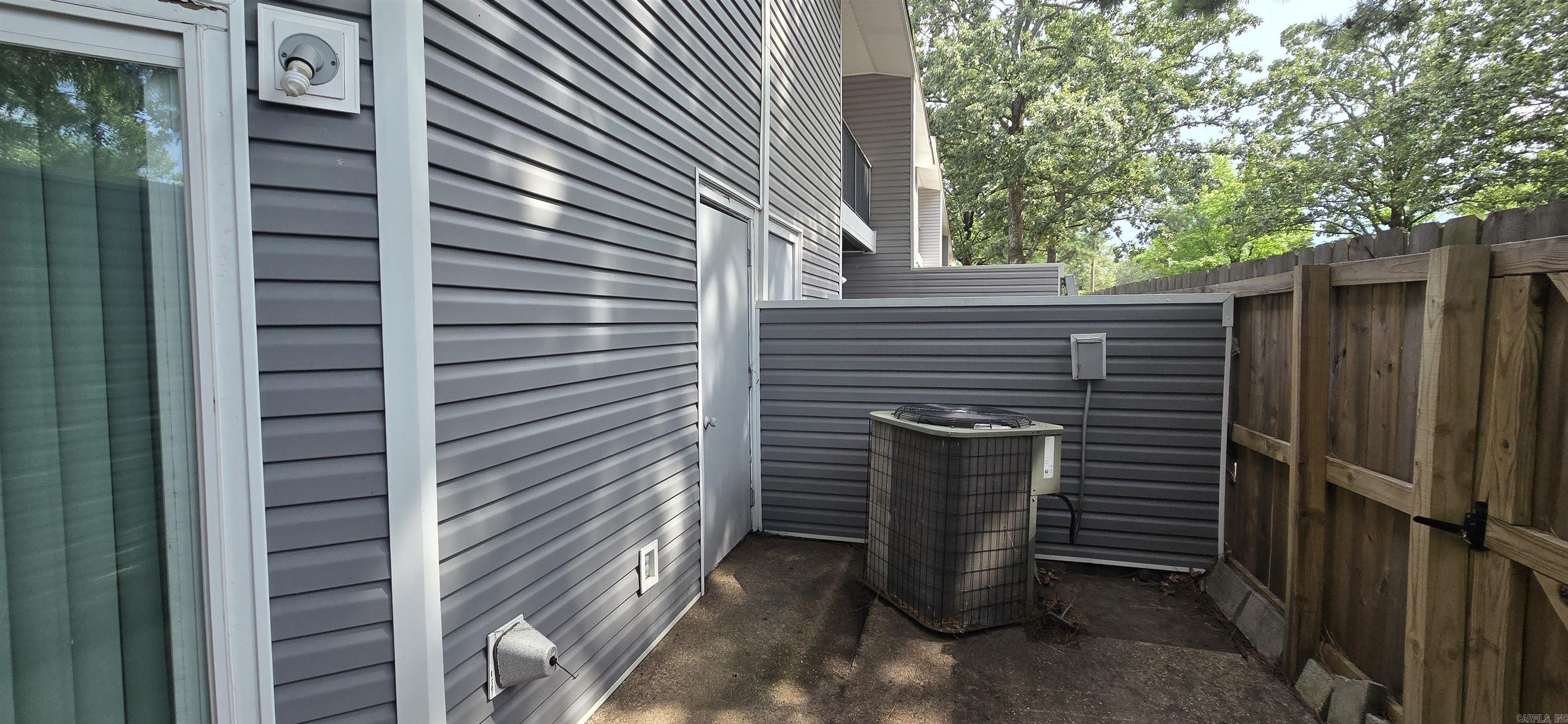 Shadow Oaks - Residential Lease