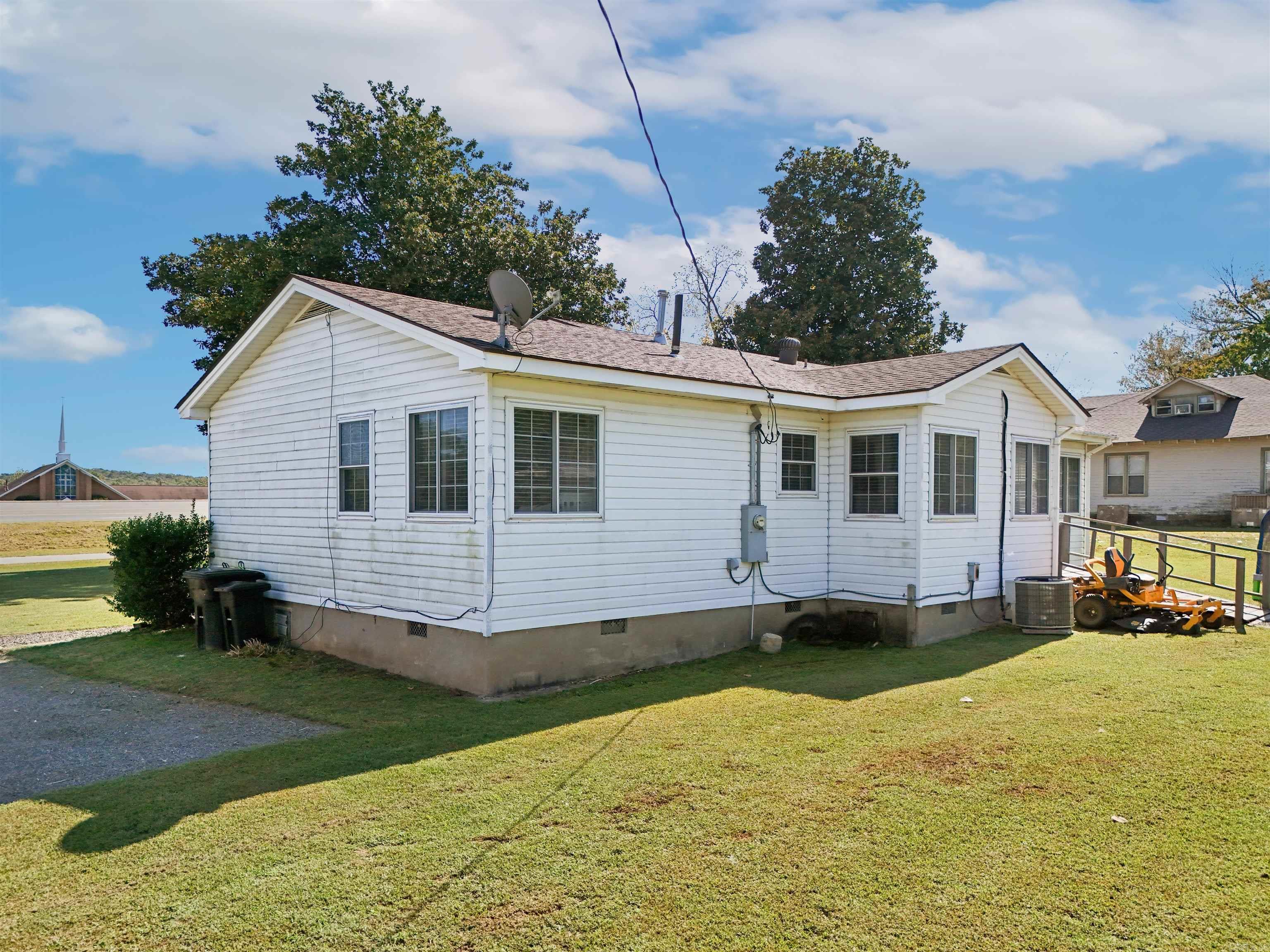 CLINTON ORIGINAL - Residential