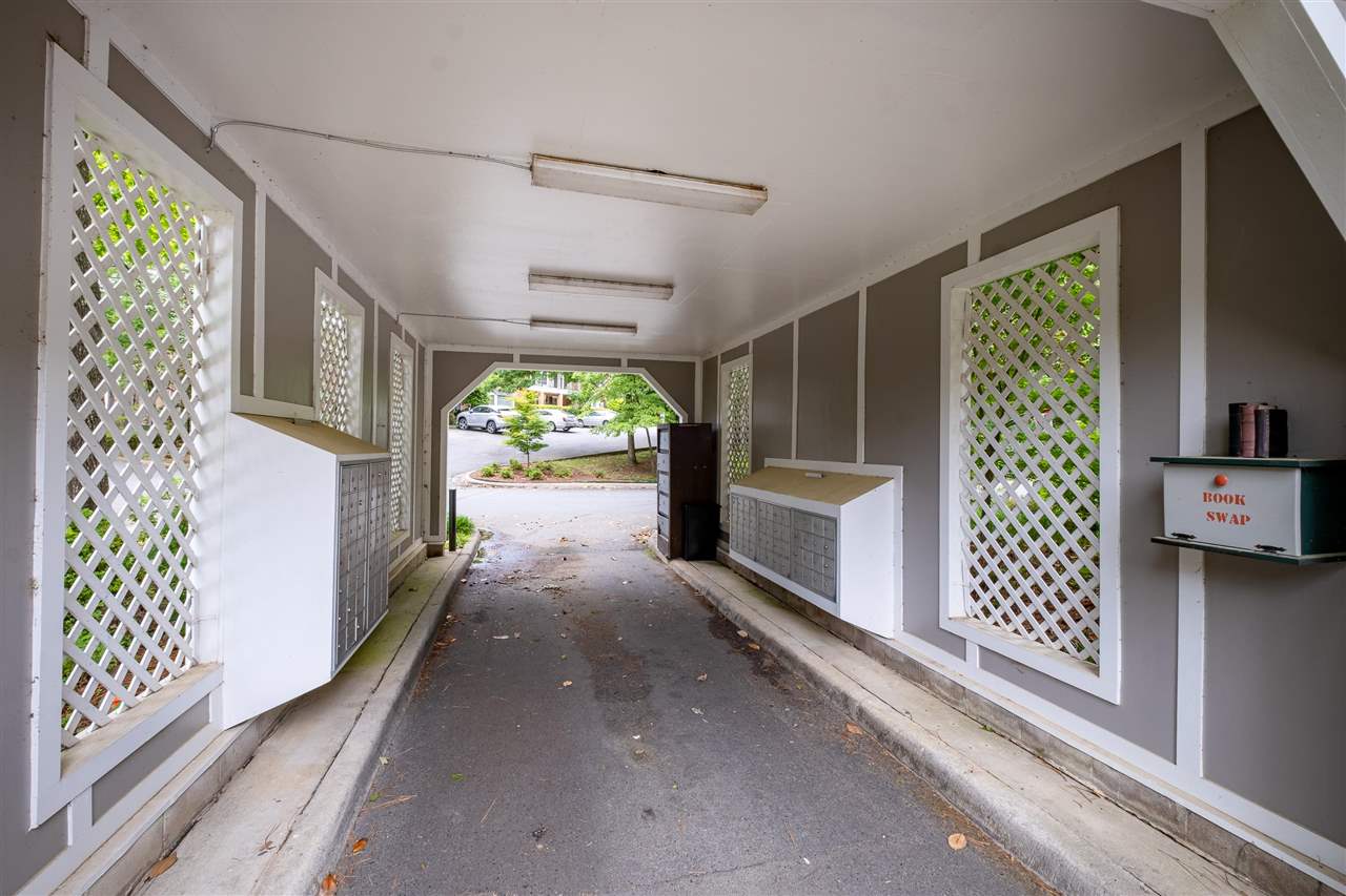 ANDOVER SQUARE - Residential