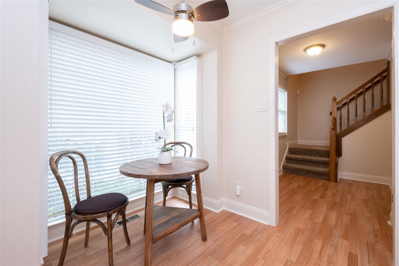 ANDOVER SQUARE - Residential