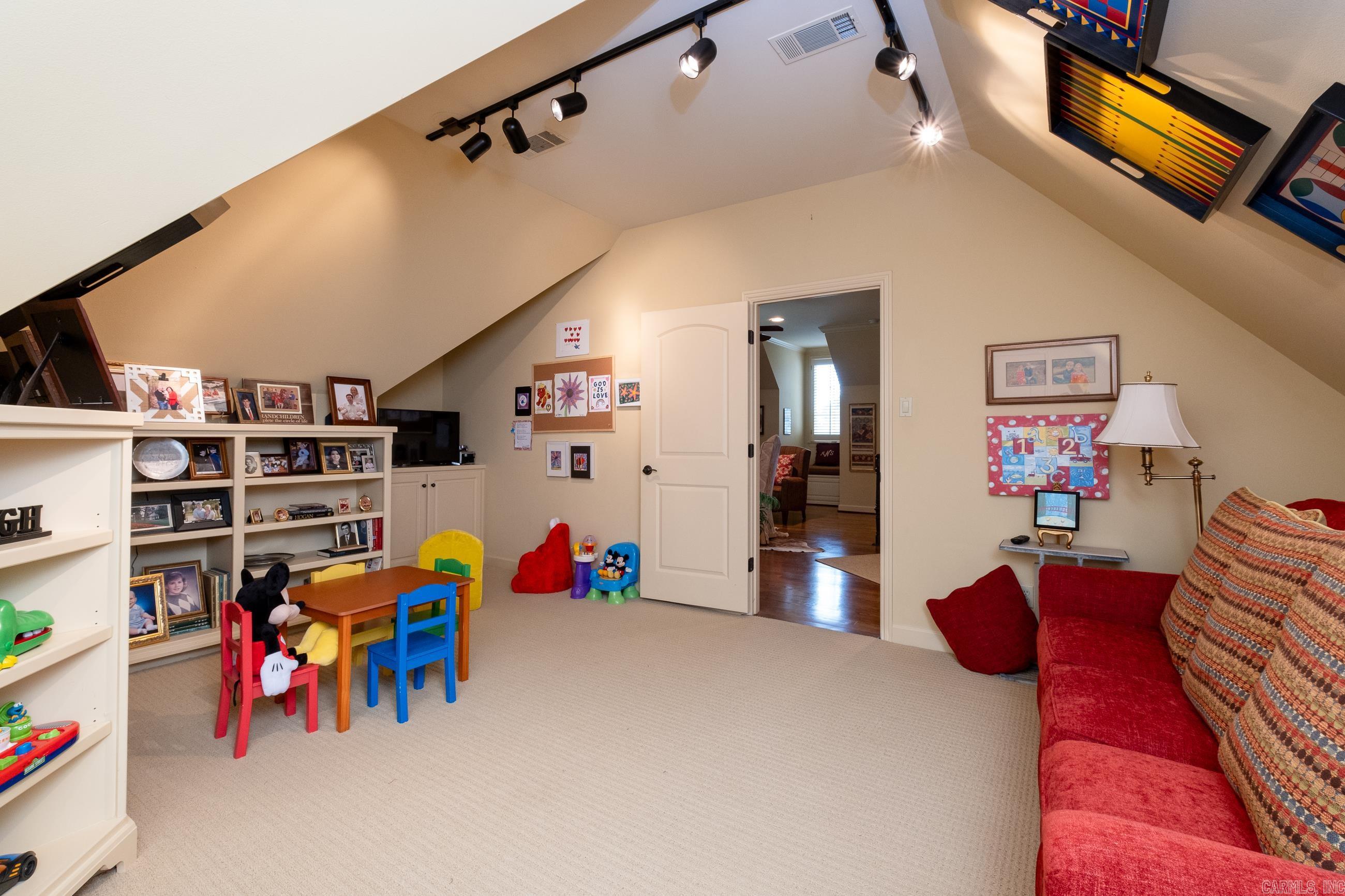 CHENAL VALLEY THE ARBORS - Residential