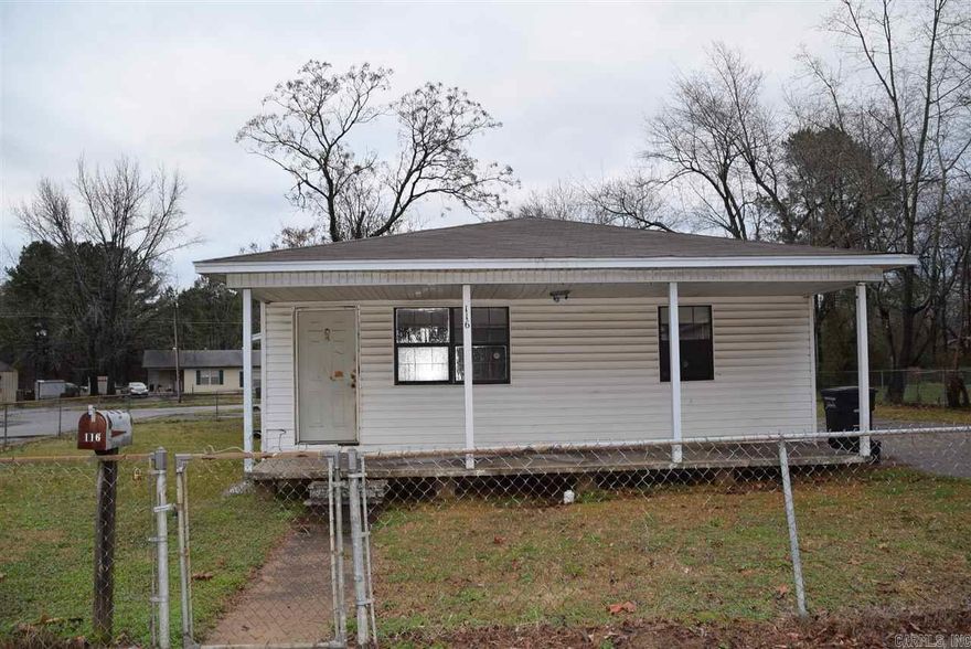 Great investment for a rent house. Corner lot with chainlink fence. Needs a little TLC. Priced to sell. Link to 10015 Highway 161 S. Willing to do a package purchase.