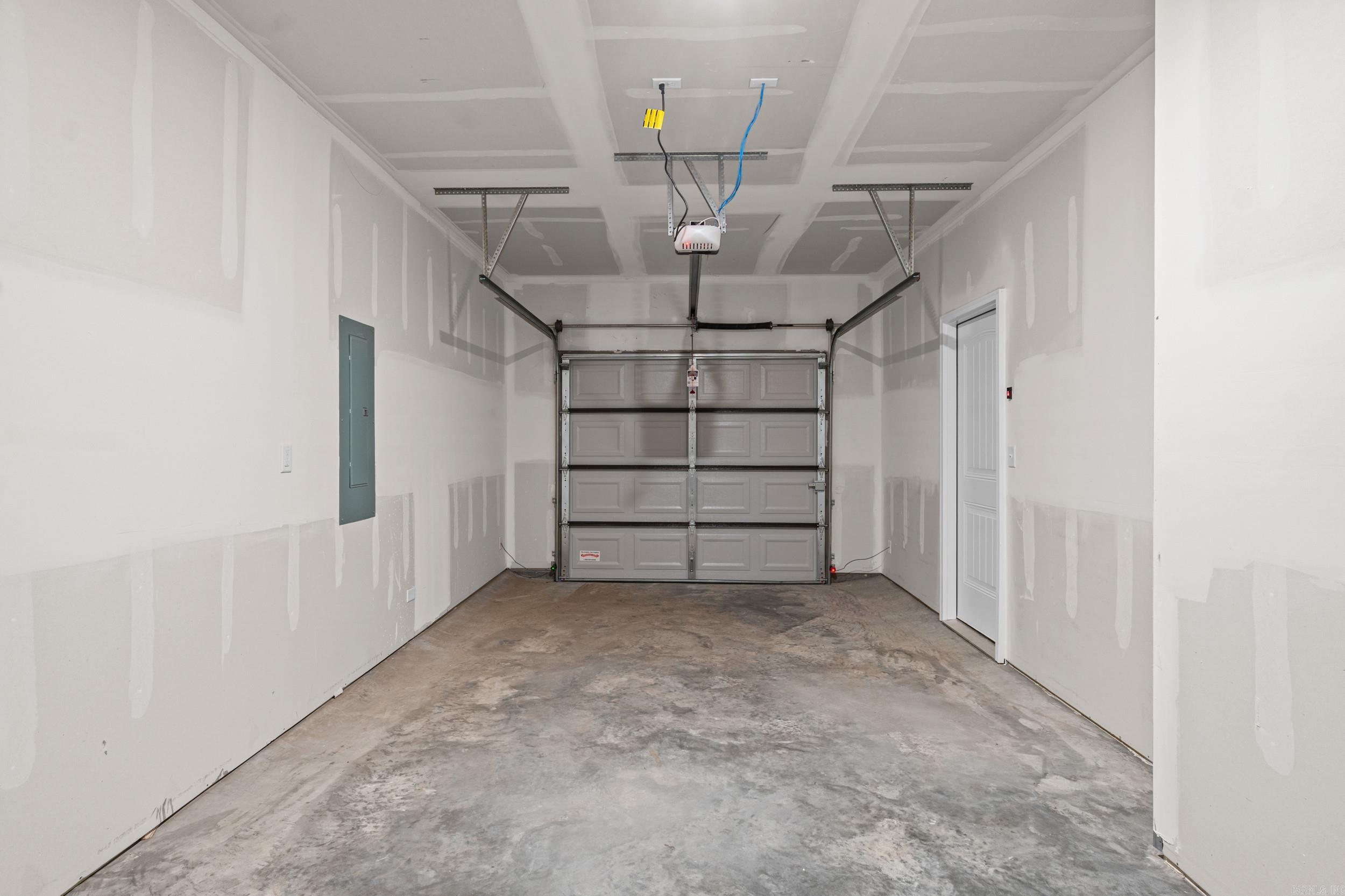 MIDLAND ESTATES PHASE 1 - Residential