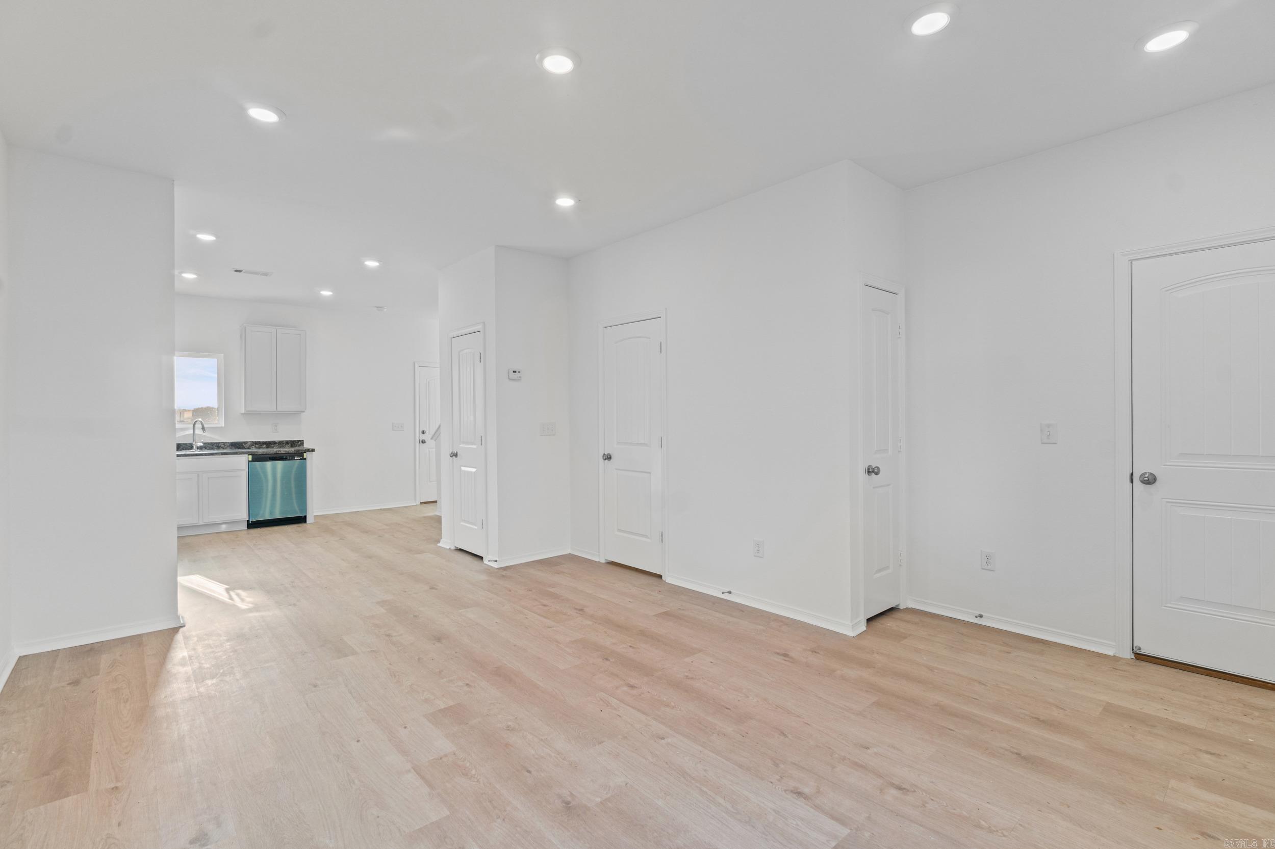 MIDLAND ESTATES PHASE 1 - Residential