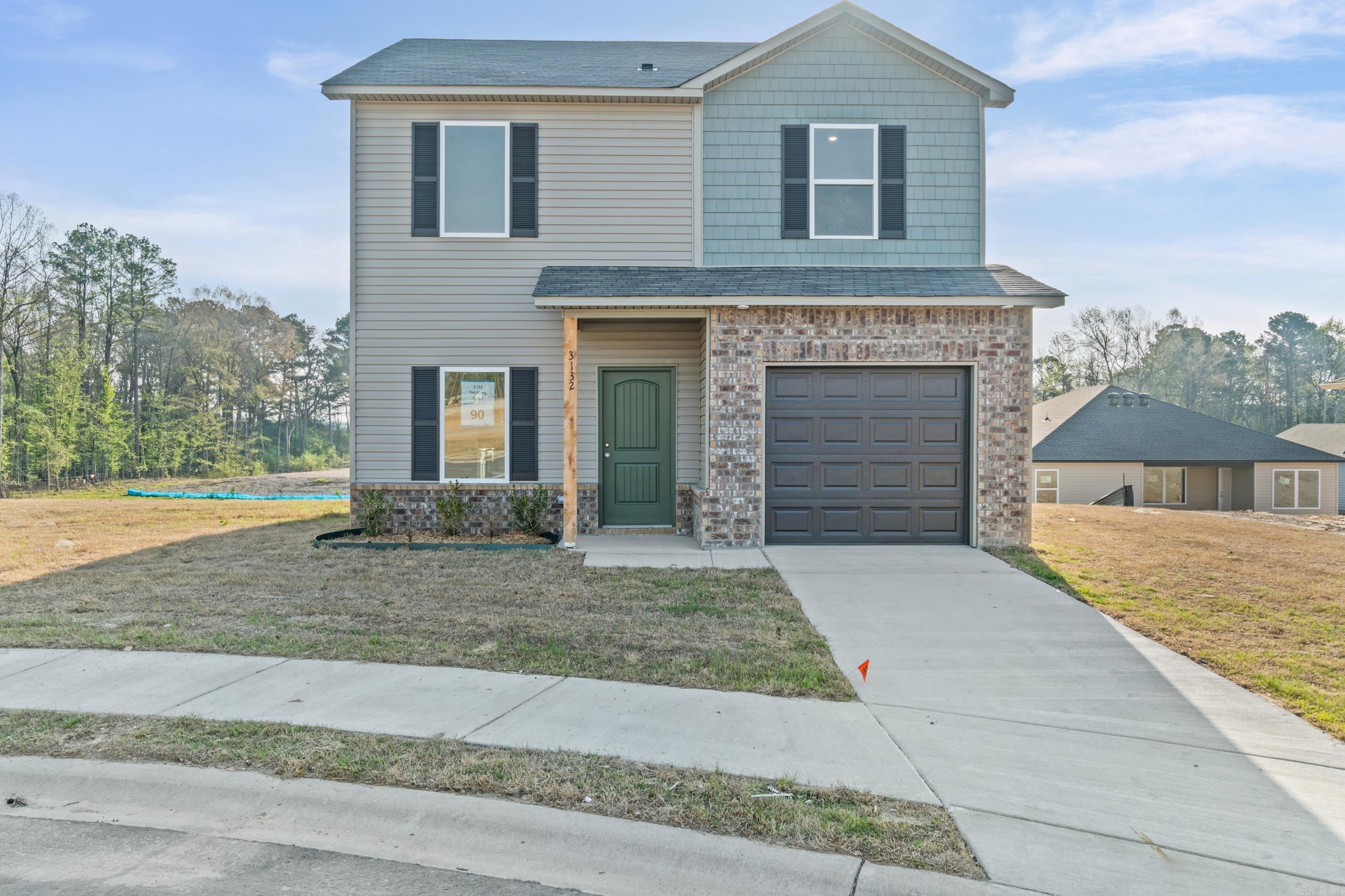 MIDLAND ESTATES PHASE 1 - Residential