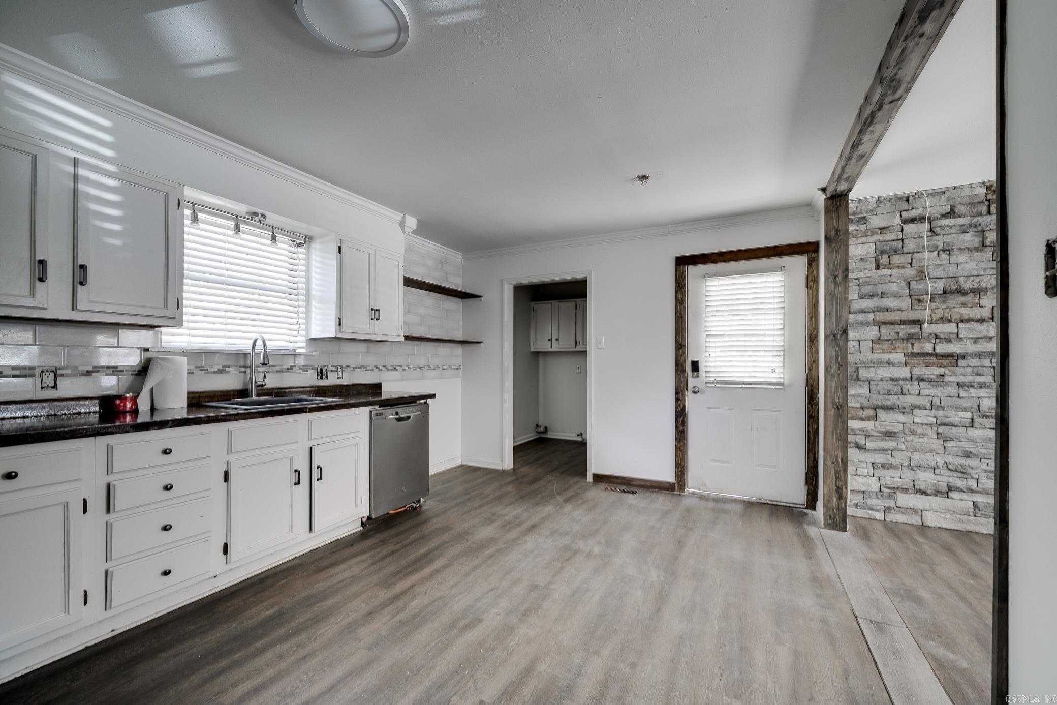 SHILLCOTT COMMERCIAL ANNEX - Residential