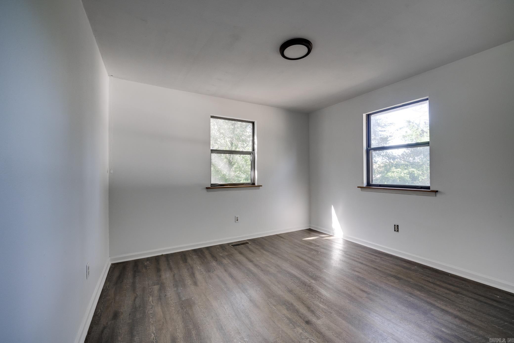 SHILLCOTT COMMERCIAL ANNEX - Residential