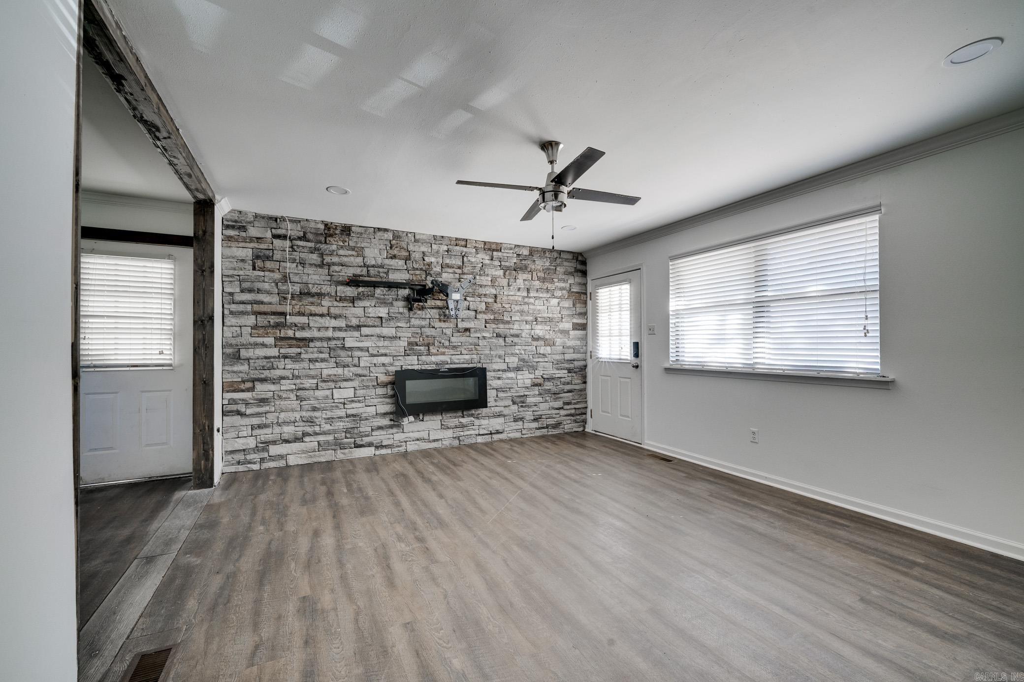 SHILLCOTT COMMERCIAL ANNEX - Residential