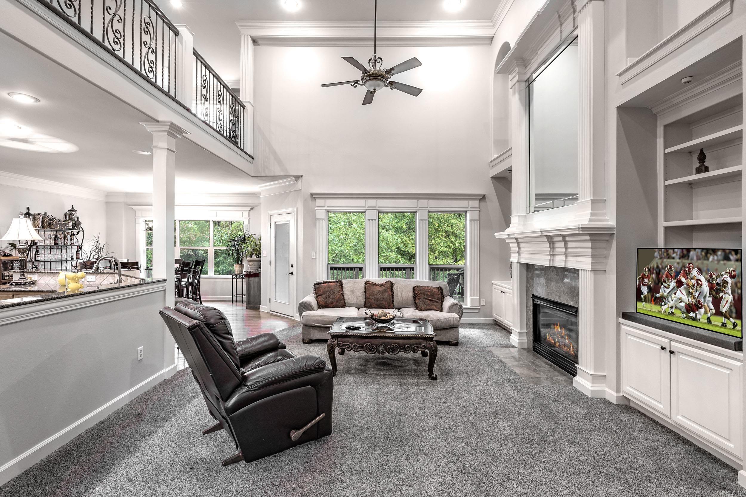 WOODLANDS EDGE - Residential