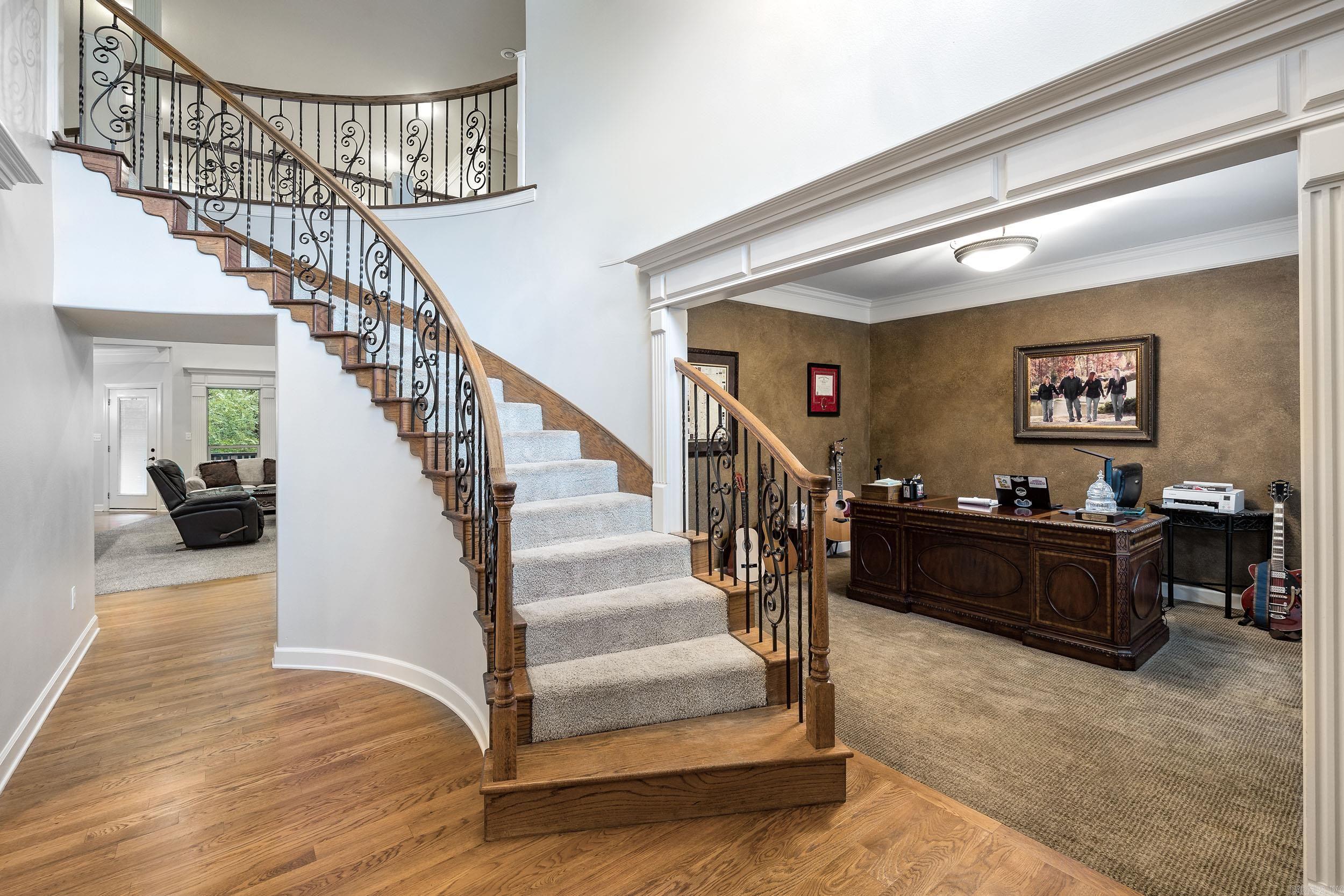 WOODLANDS EDGE - Residential