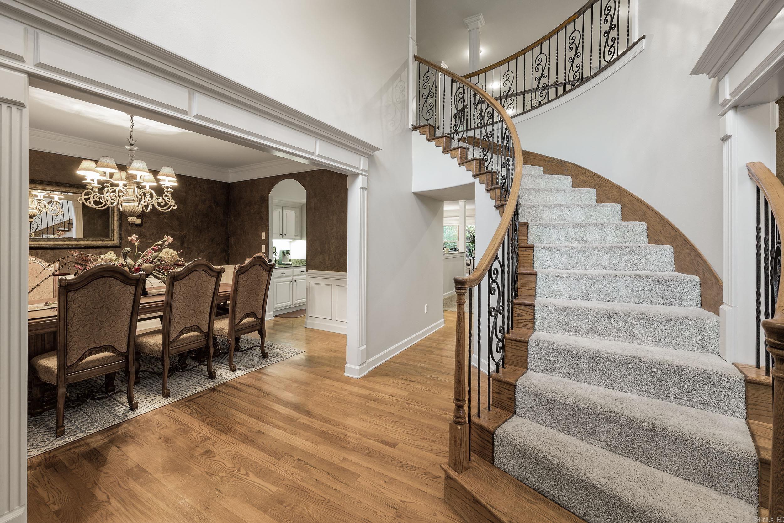 WOODLANDS EDGE - Residential