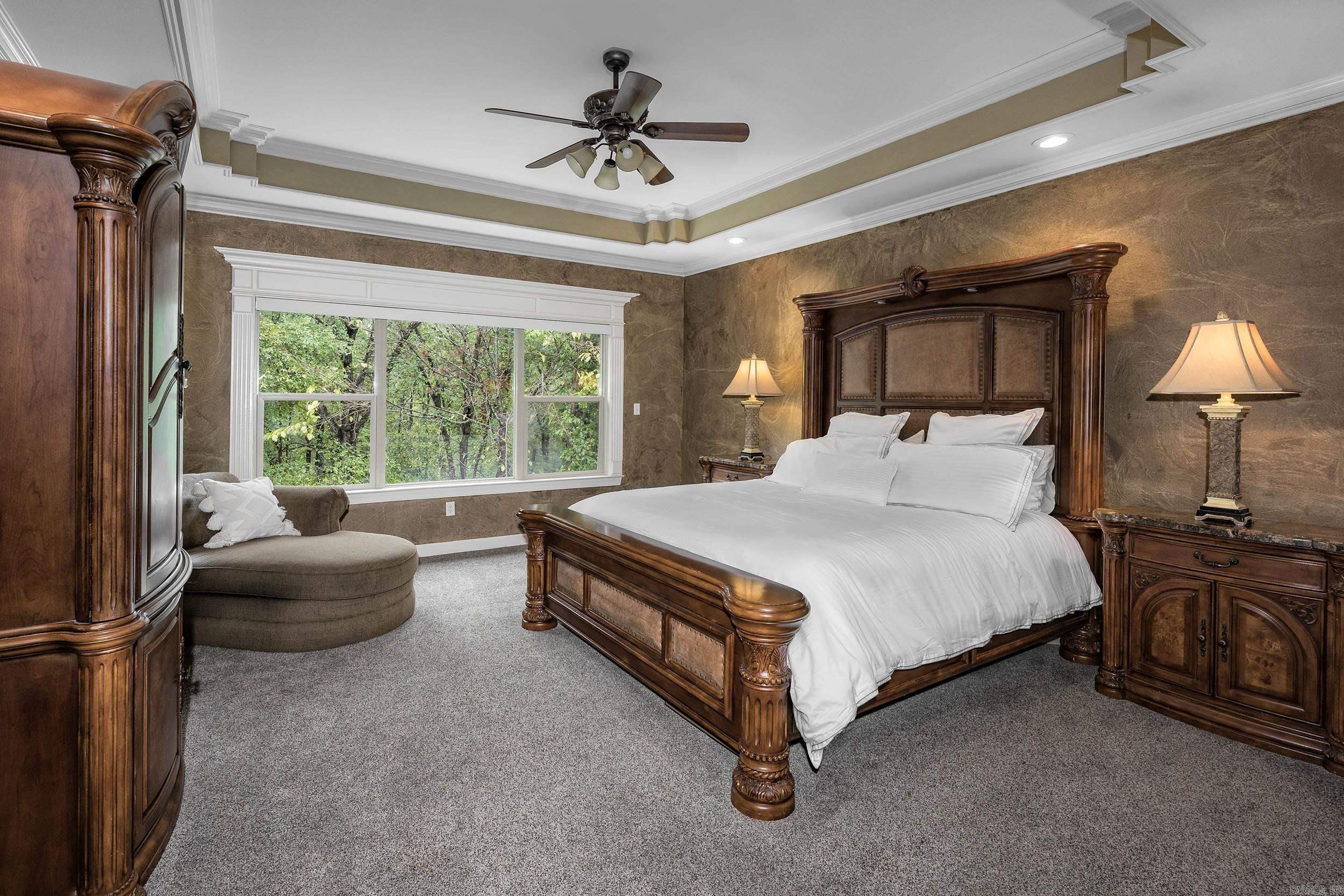 WOODLANDS EDGE - Residential