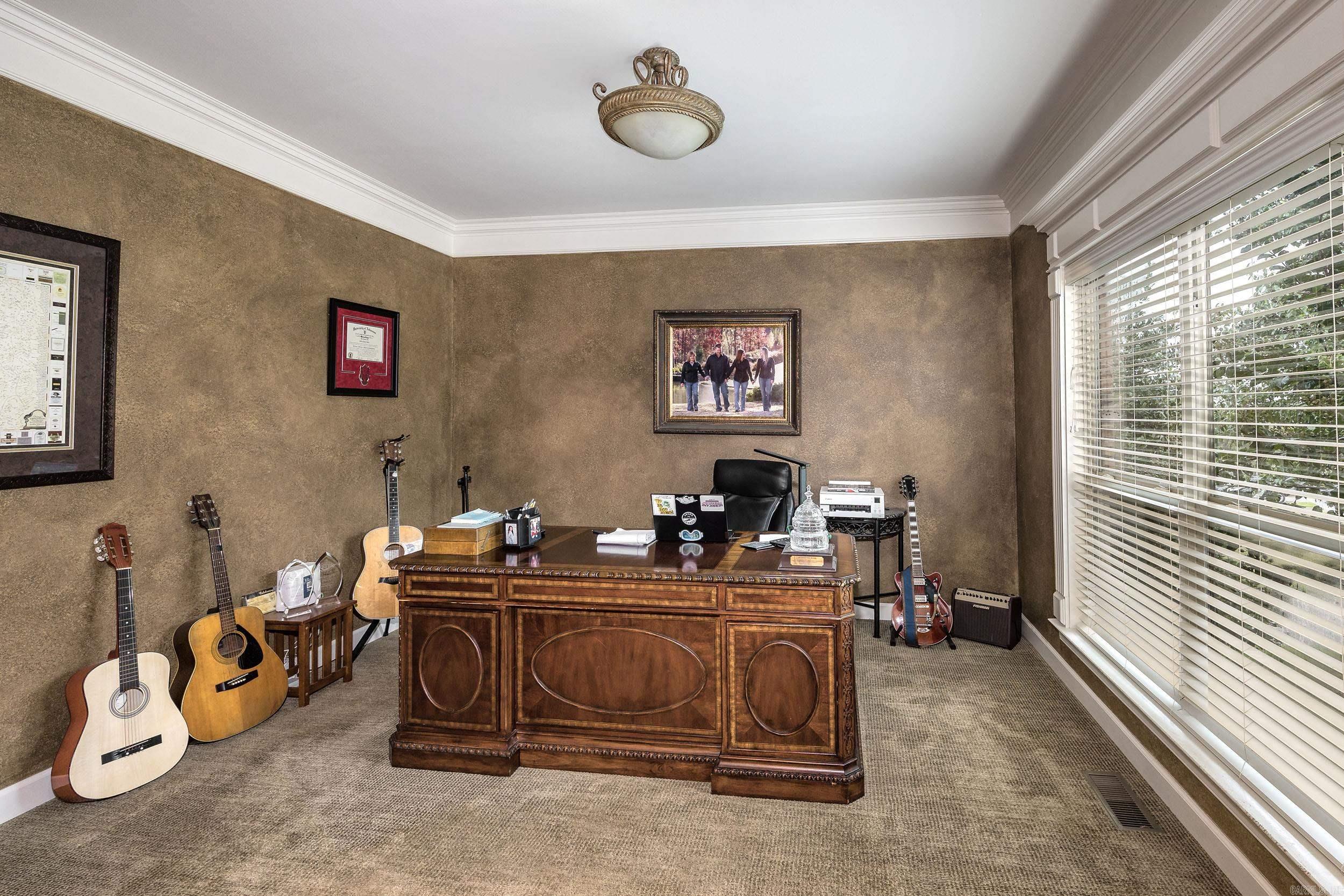 WOODLANDS EDGE - Residential