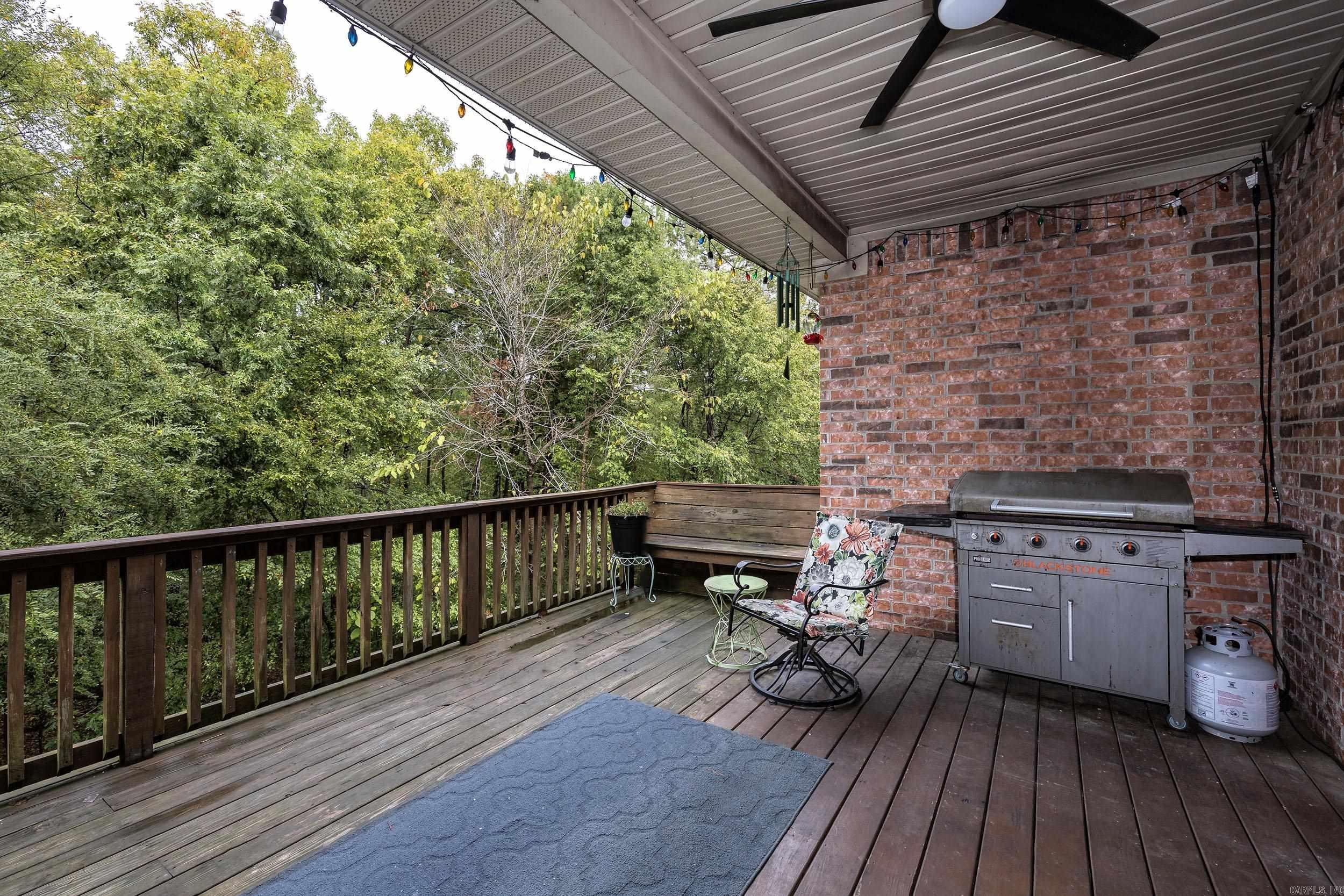 WOODLANDS EDGE - Residential