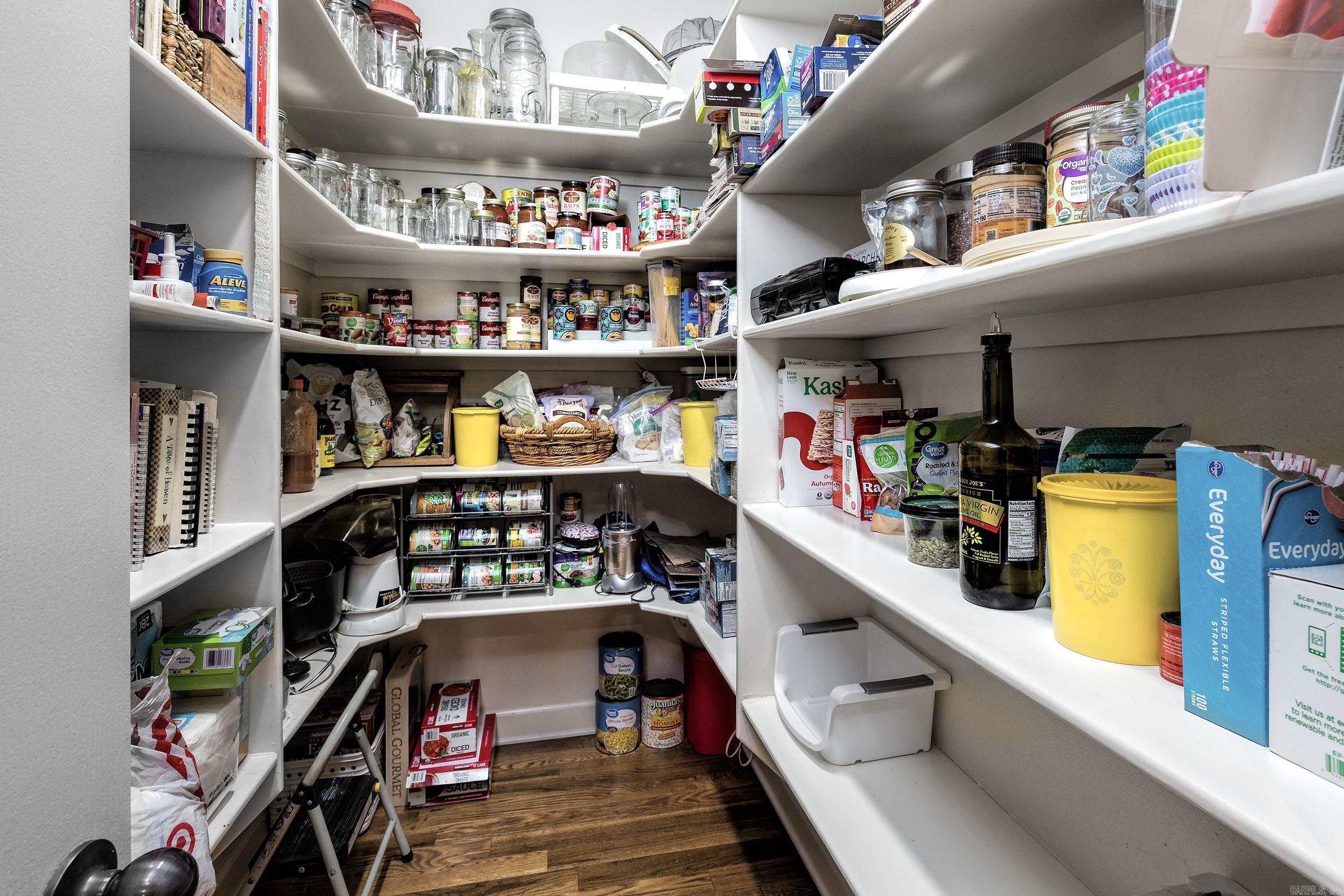 WOODLANDS EDGE - Residential