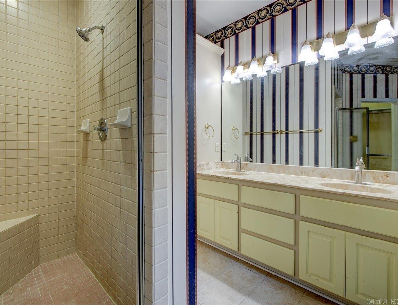 DIAMONDHEAD - Residential