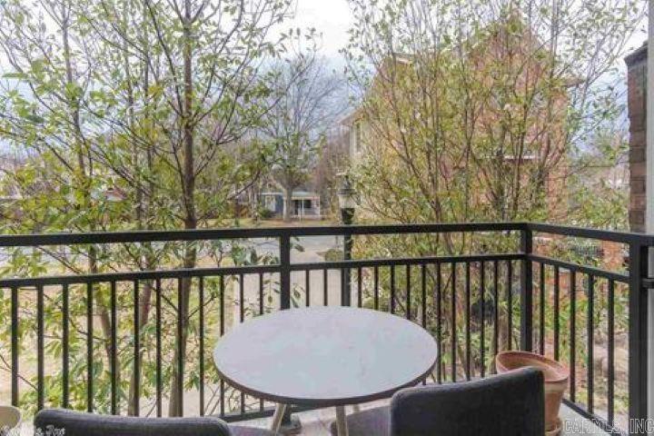 City Grove Townhomes - Residential Lease