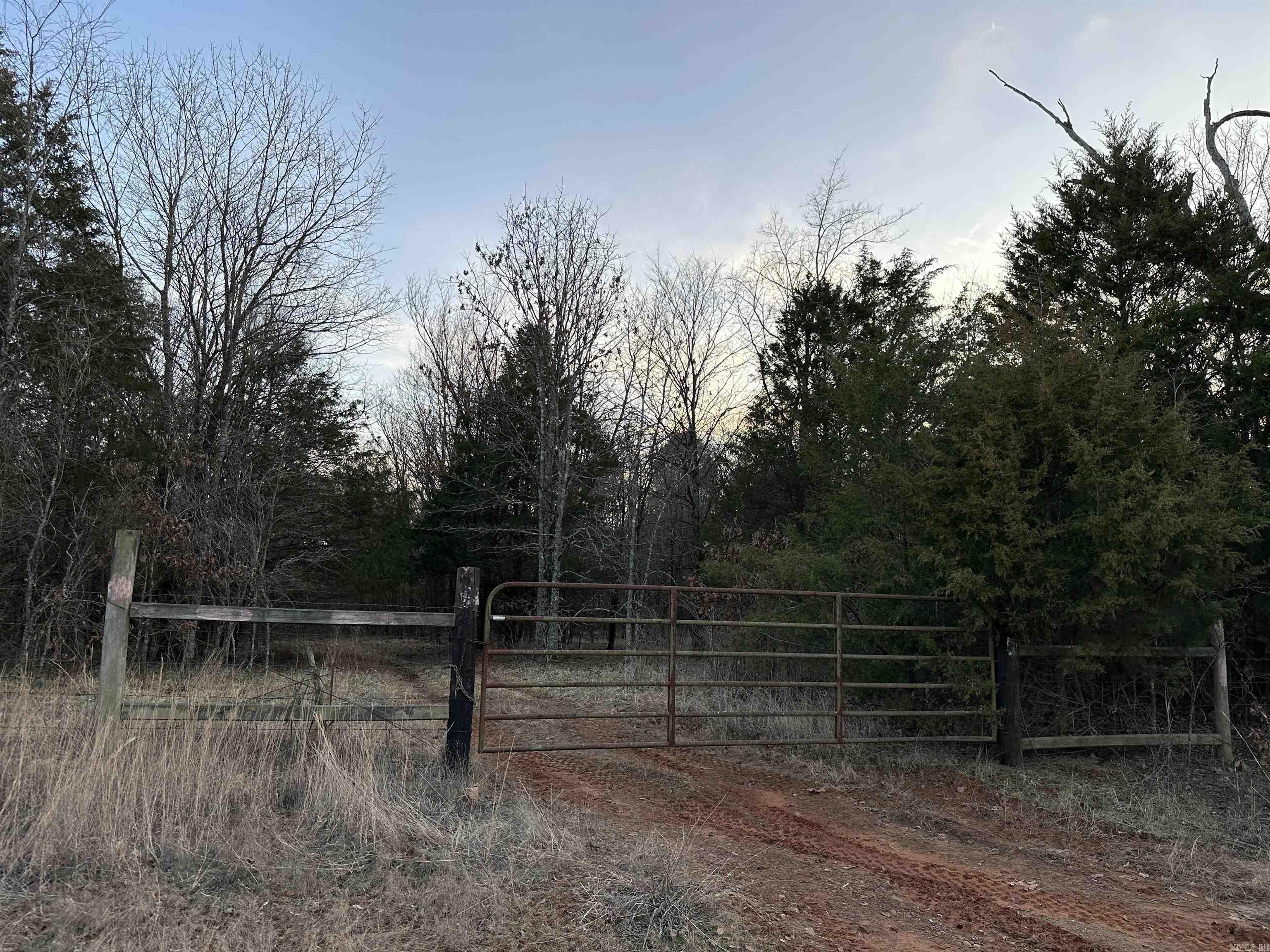 Metes & Bounds - Land