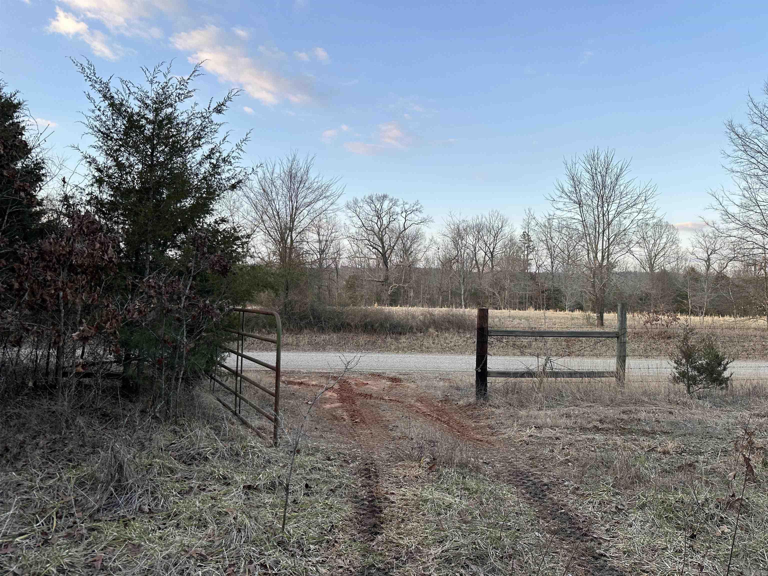 Metes & Bounds - Land