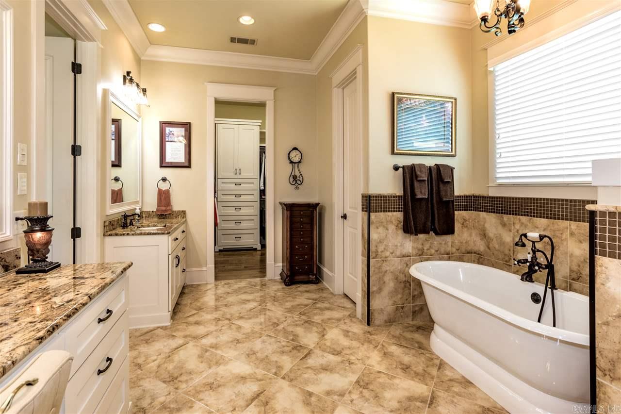 CHENAL VALLEY DEAUVILLE PLACE - Residential