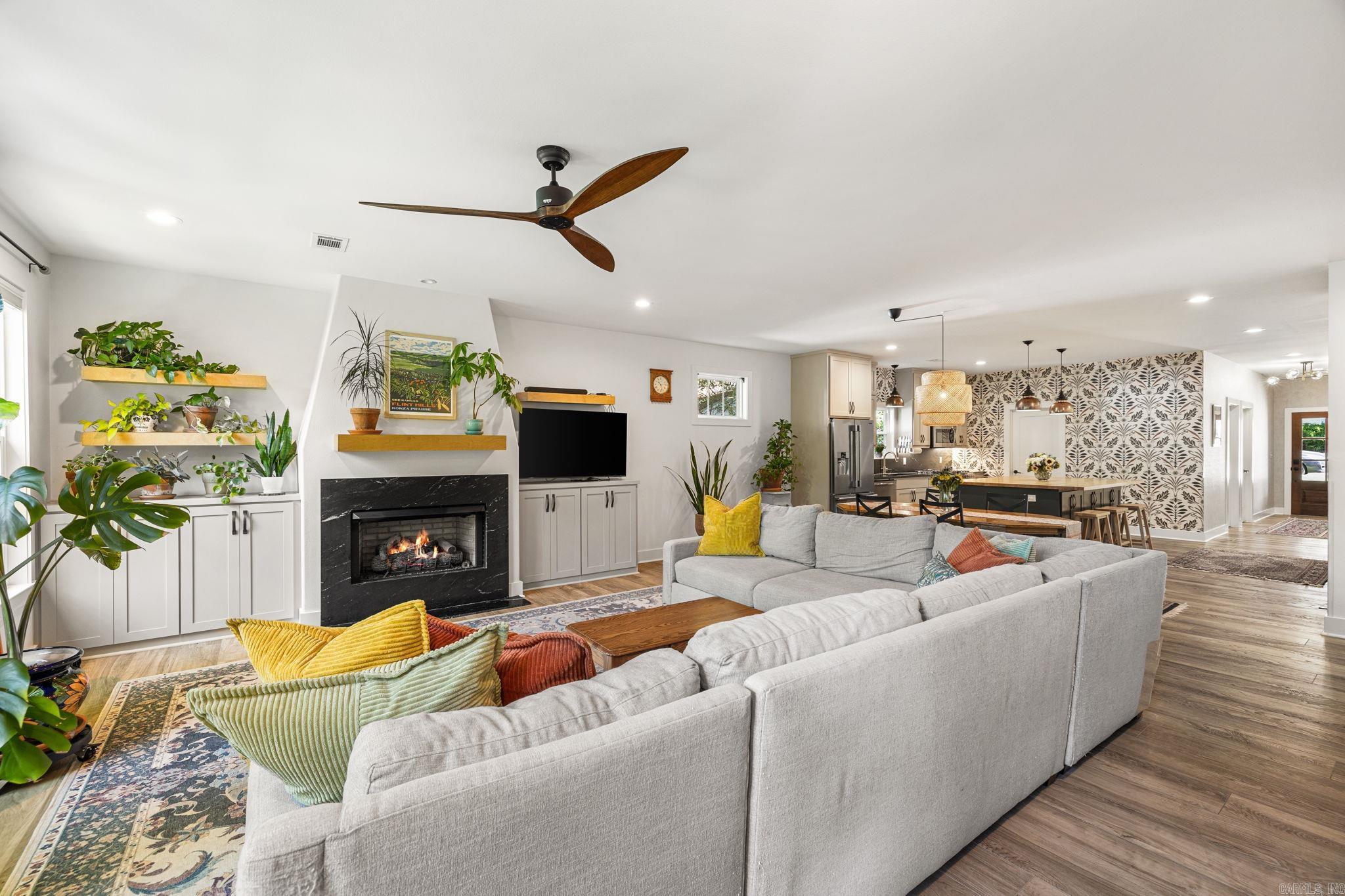 CAMMACK WOODS - Residential