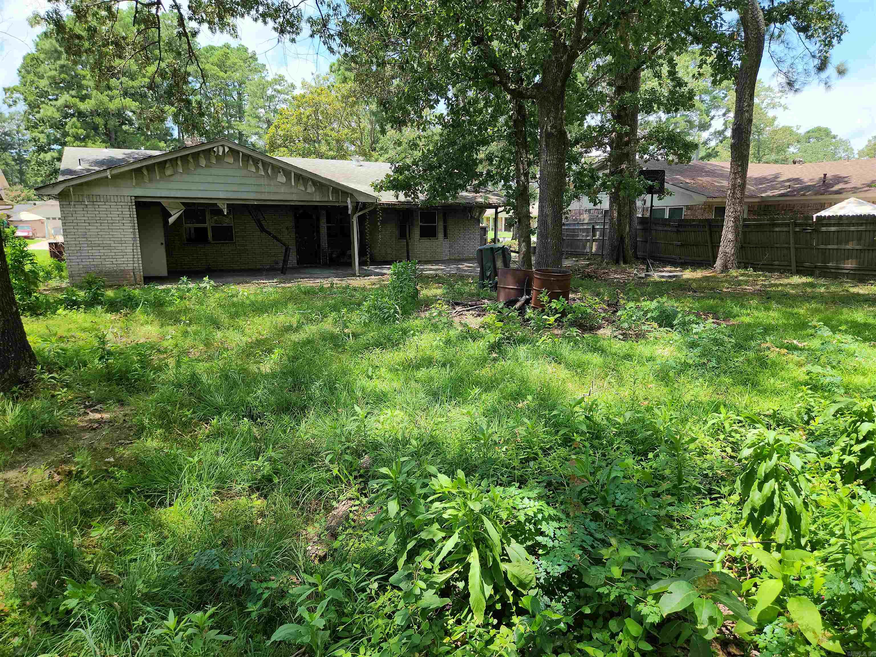 FRENCH VILLAGE - Residential