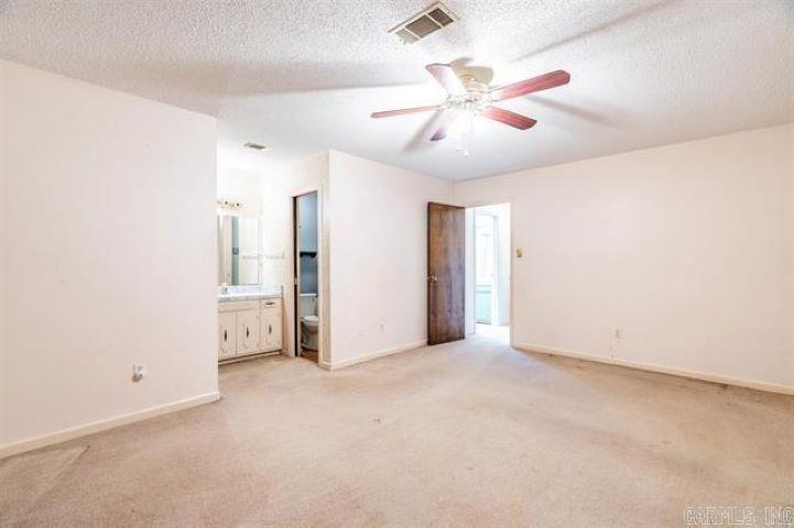 FRENCH VILLAGE - Residential