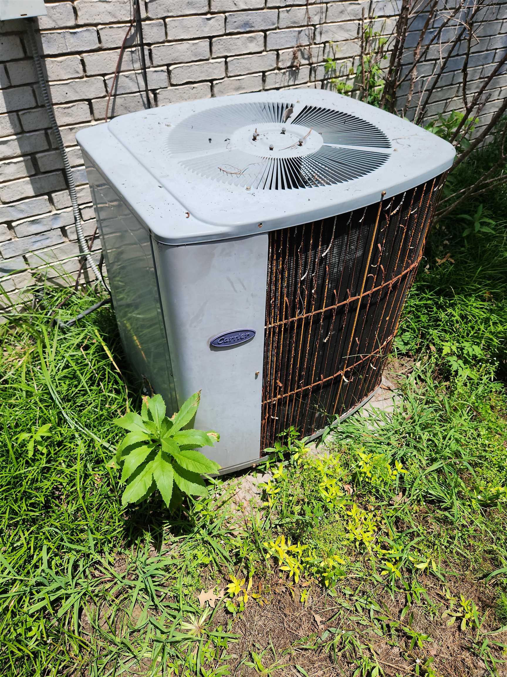 FRENCH VILLAGE - Residential