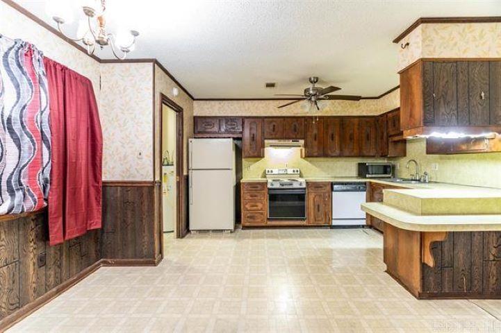 FRENCH VILLAGE - Residential