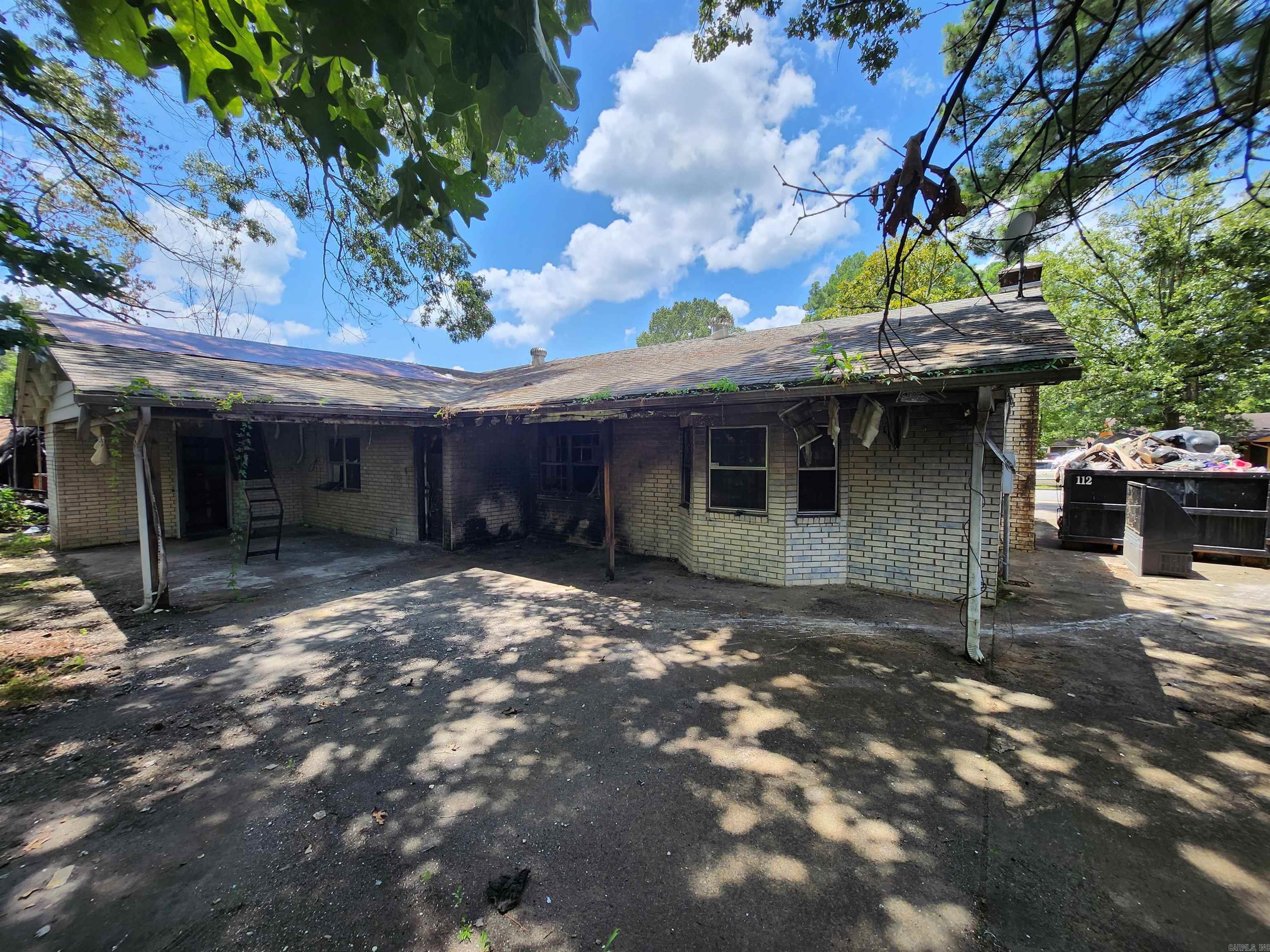 FRENCH VILLAGE - Residential