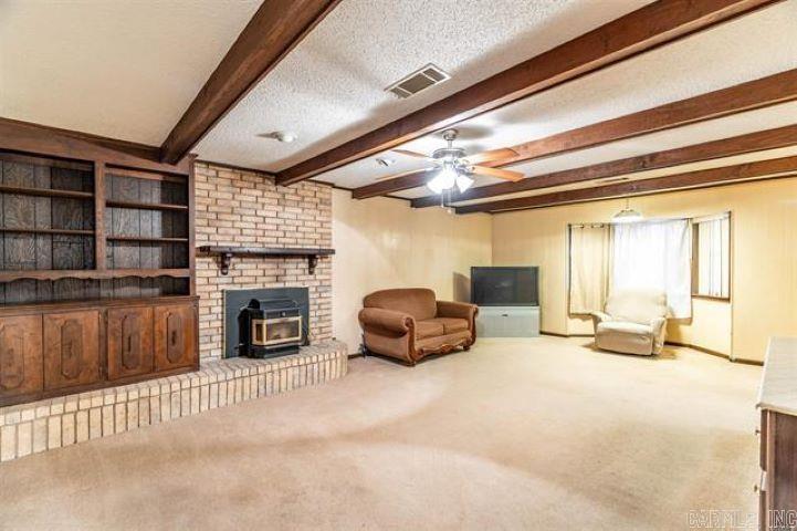 FRENCH VILLAGE - Residential