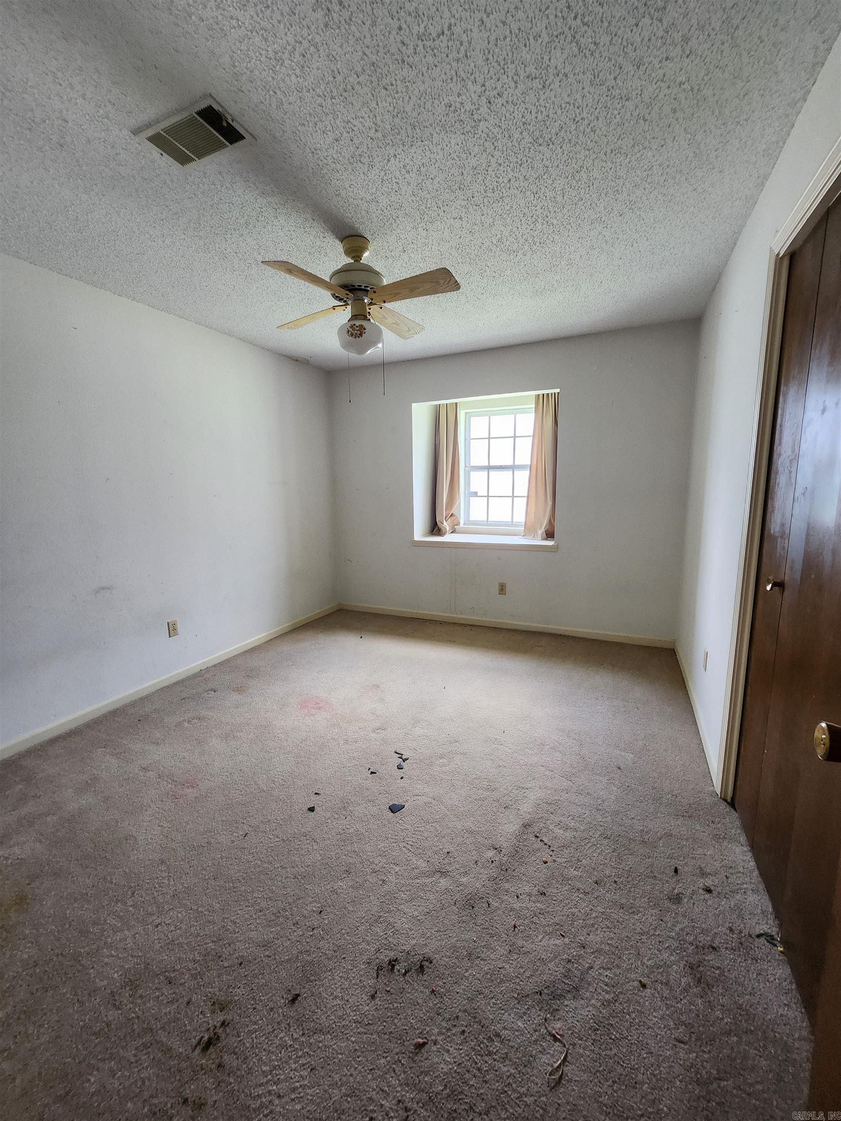 FRENCH VILLAGE - Residential