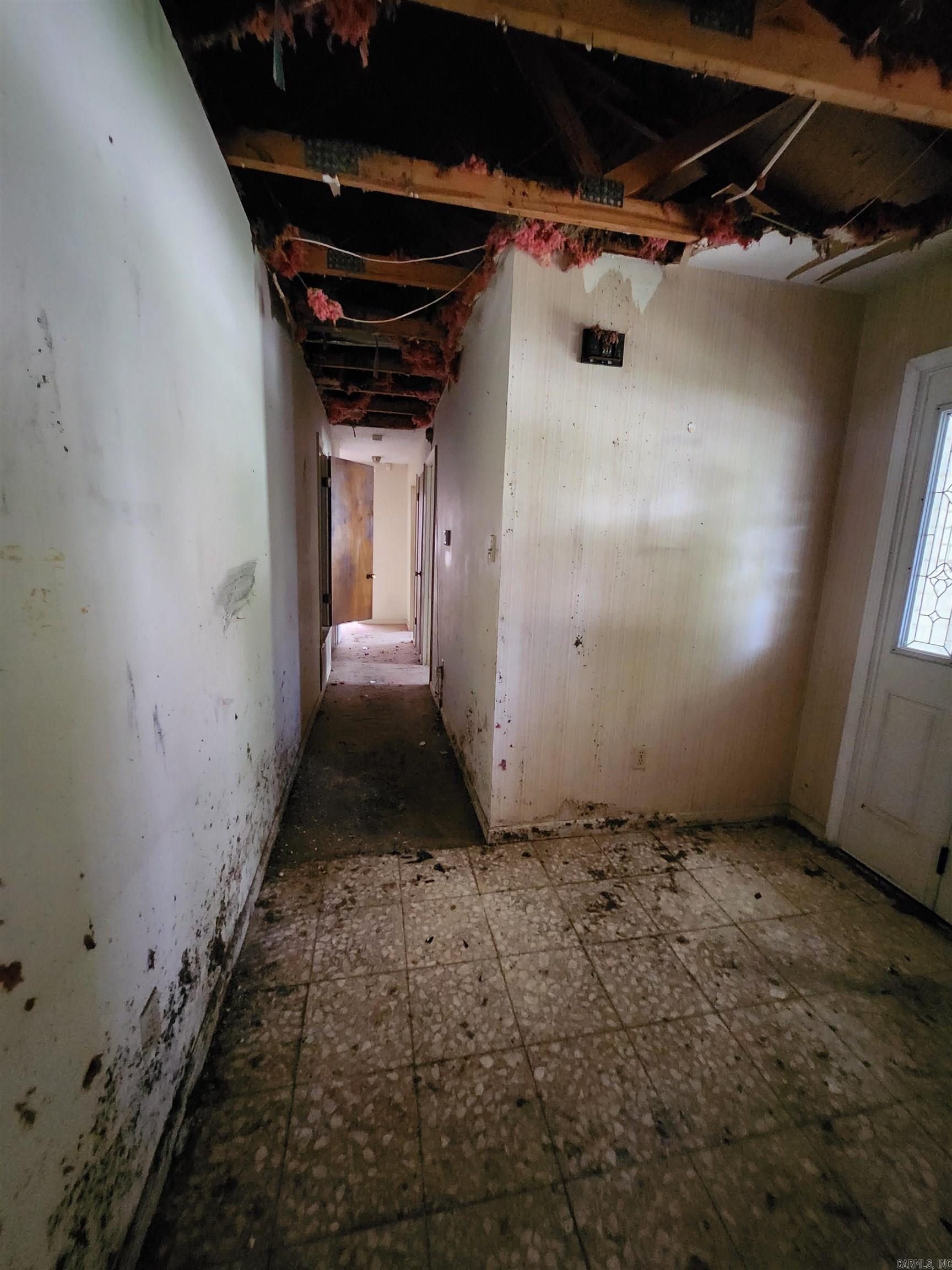 FRENCH VILLAGE - Residential