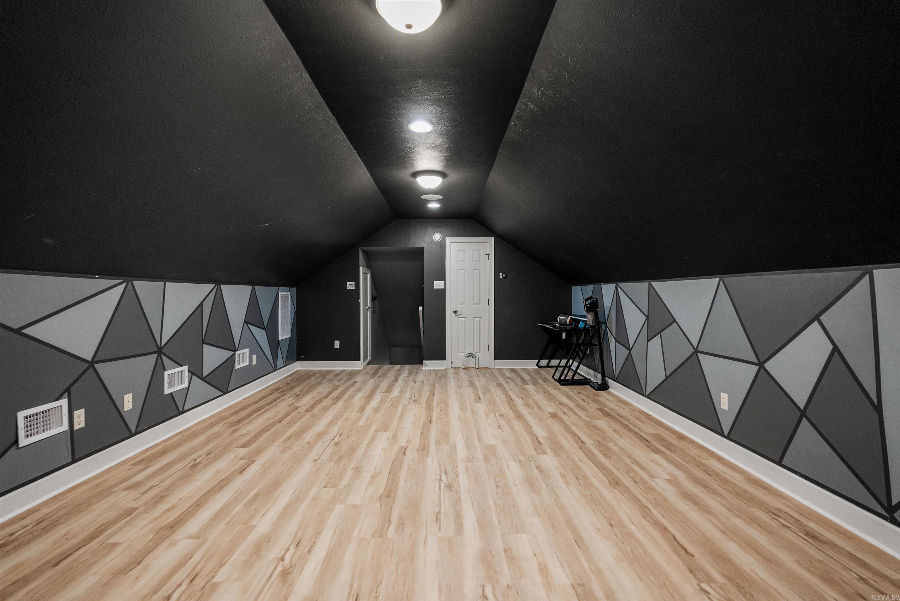 SUNDERLIN PARK - Residential