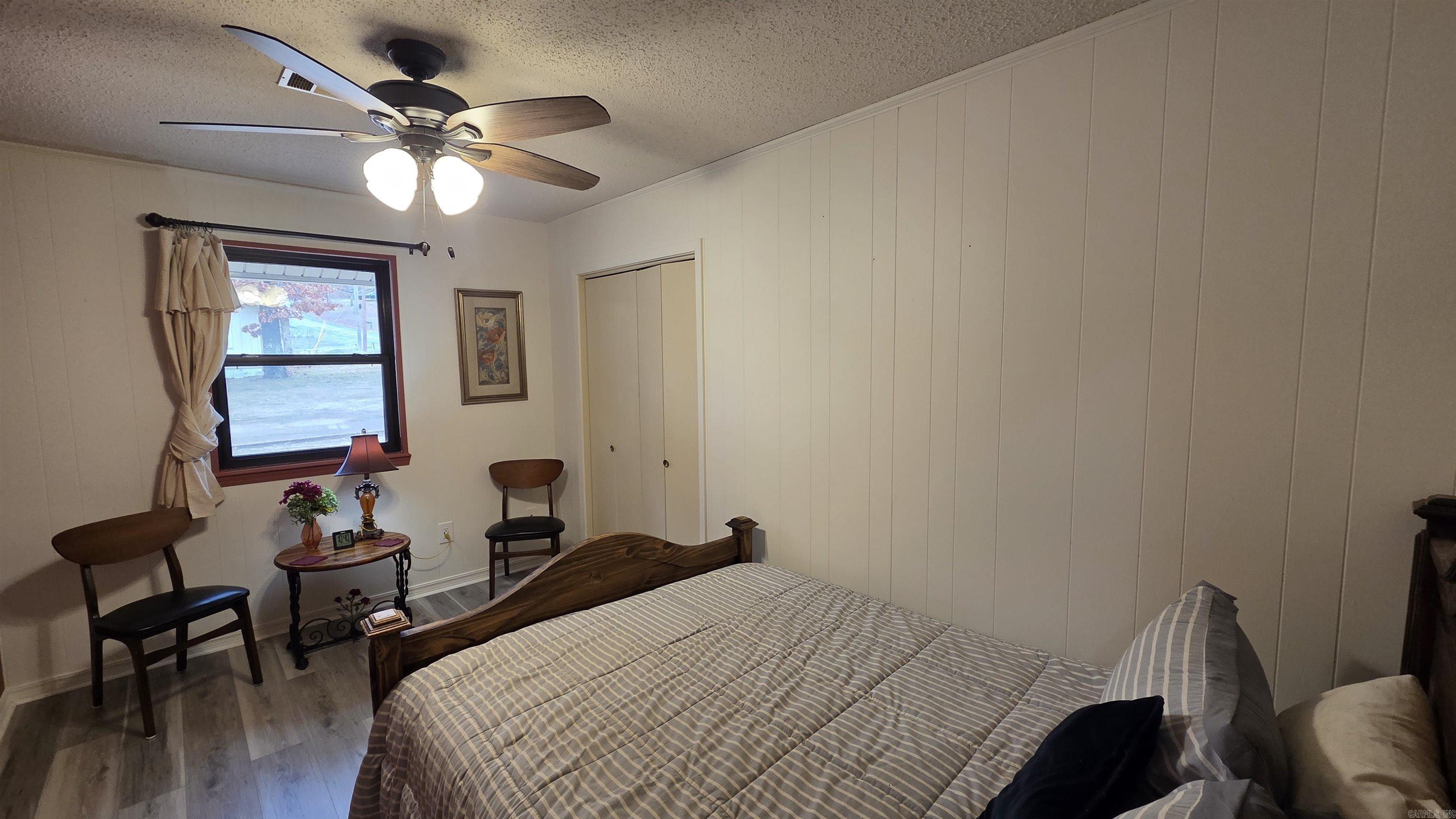 CHELSEA GLADES - Residential