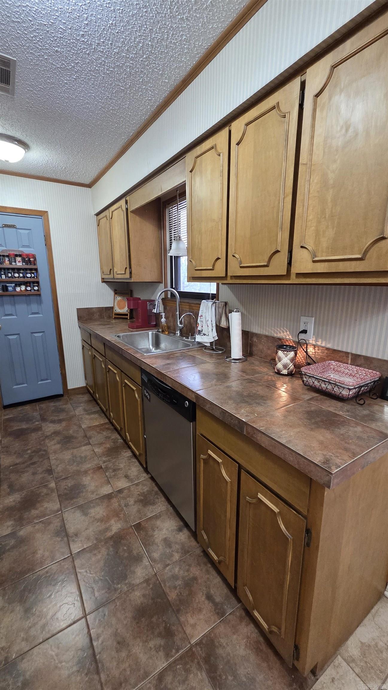 CHELSEA GLADES - Residential